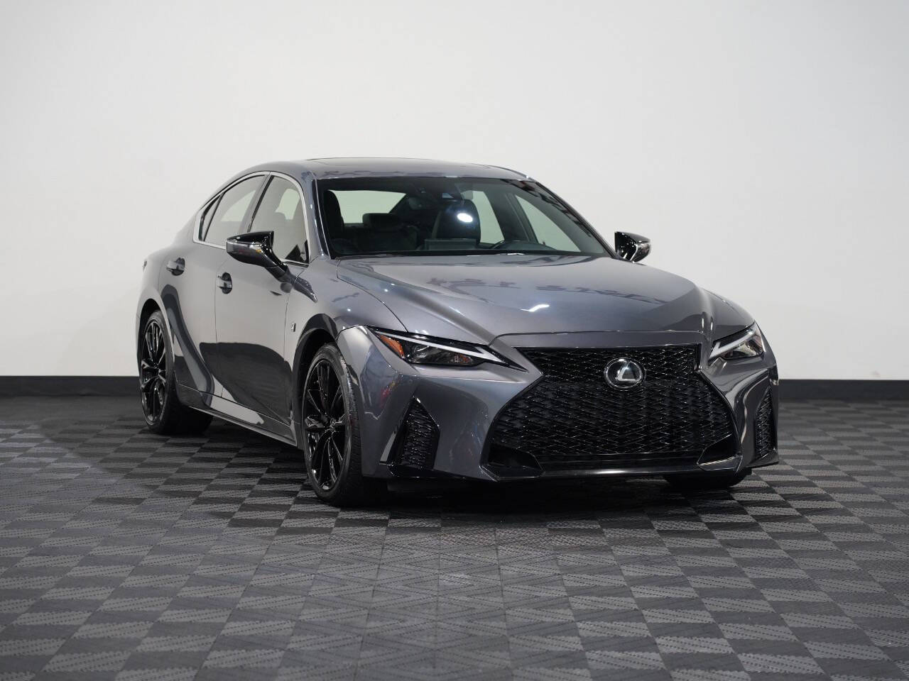 CLOUDBURST GRAY, 2021 LEXUS IS Image 5