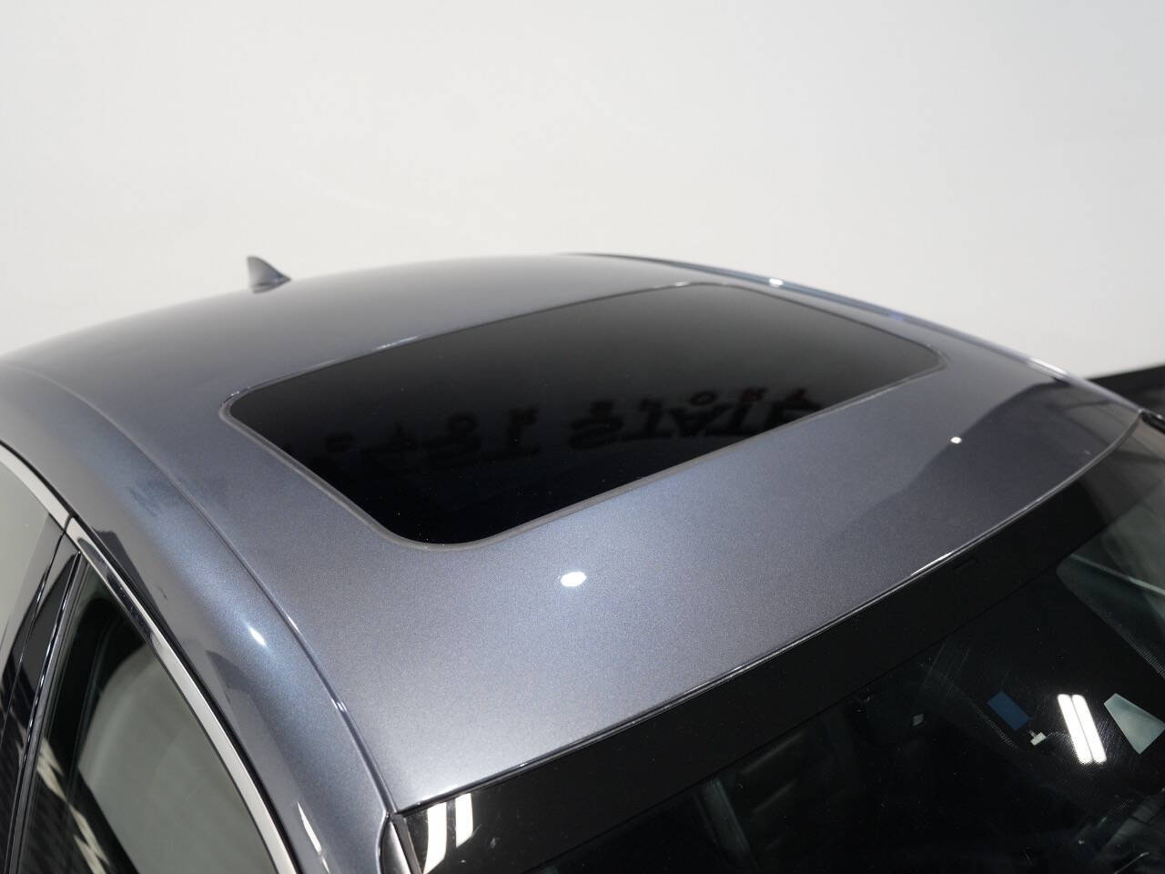 CLOUDBURST GRAY, 2021 LEXUS IS Image 14