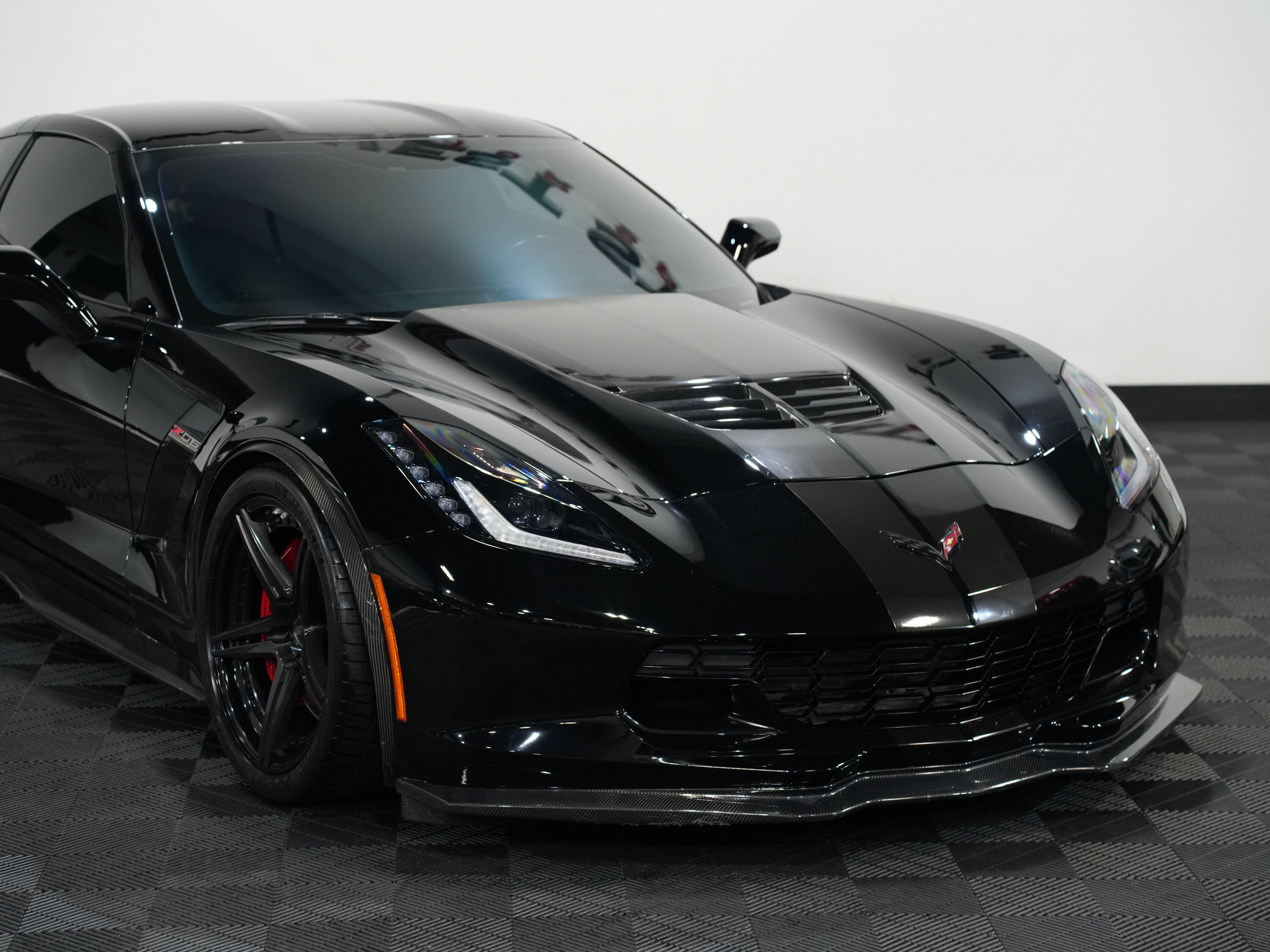 BLACK, 2019 CHEVROLET CORVETTE Image 9