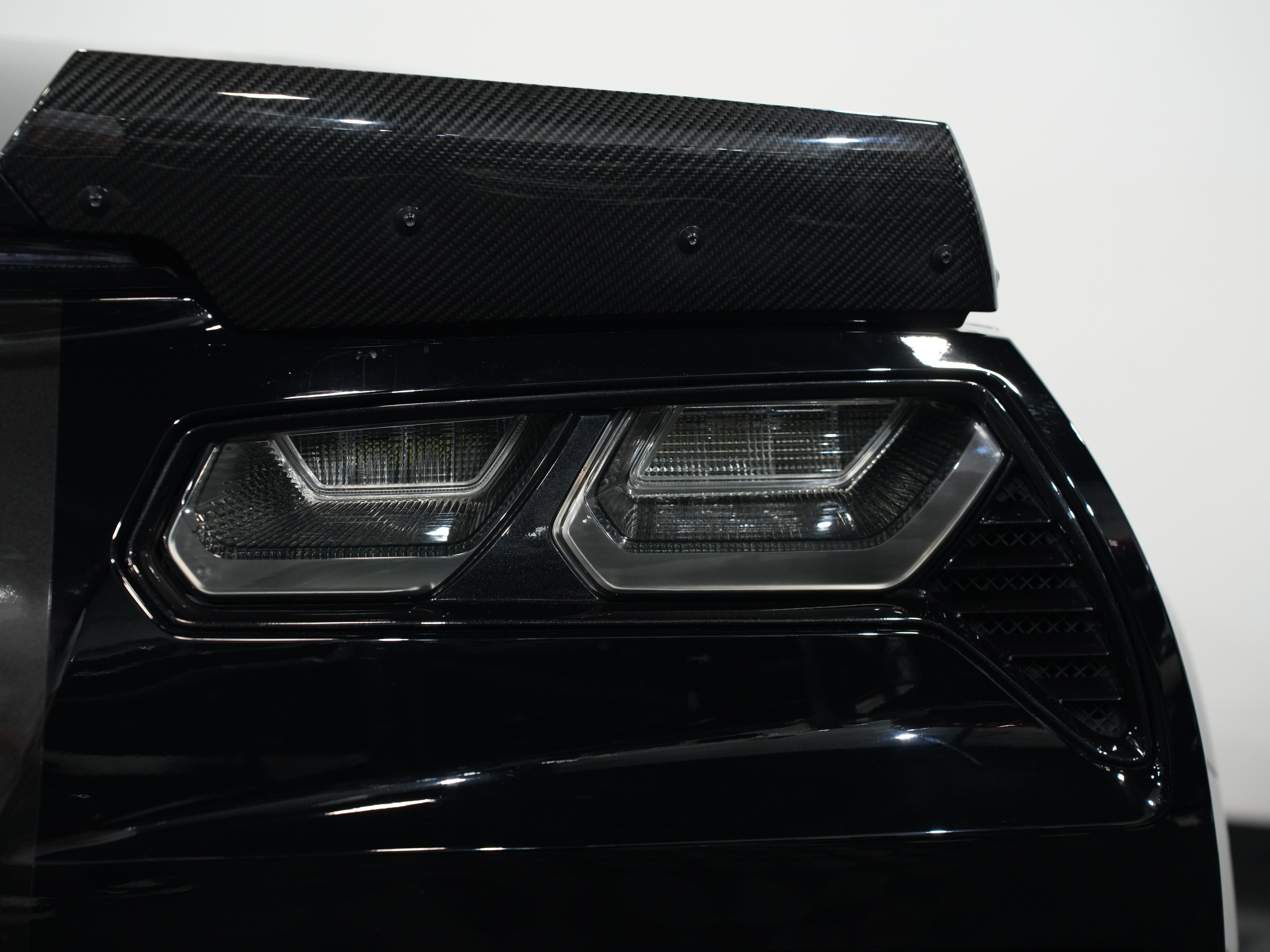 BLACK, 2019 CHEVROLET CORVETTE Image 19
