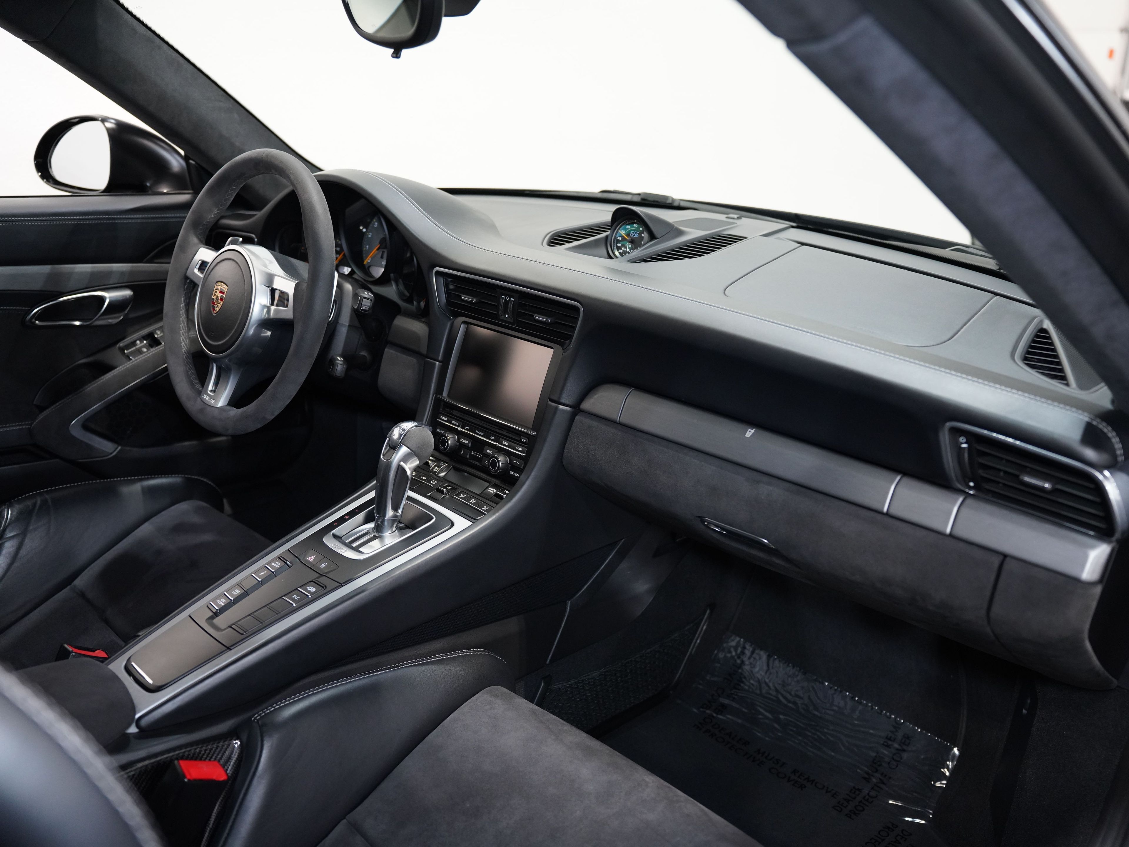 BLACK, 2015 PORSCHE 911 Image 37