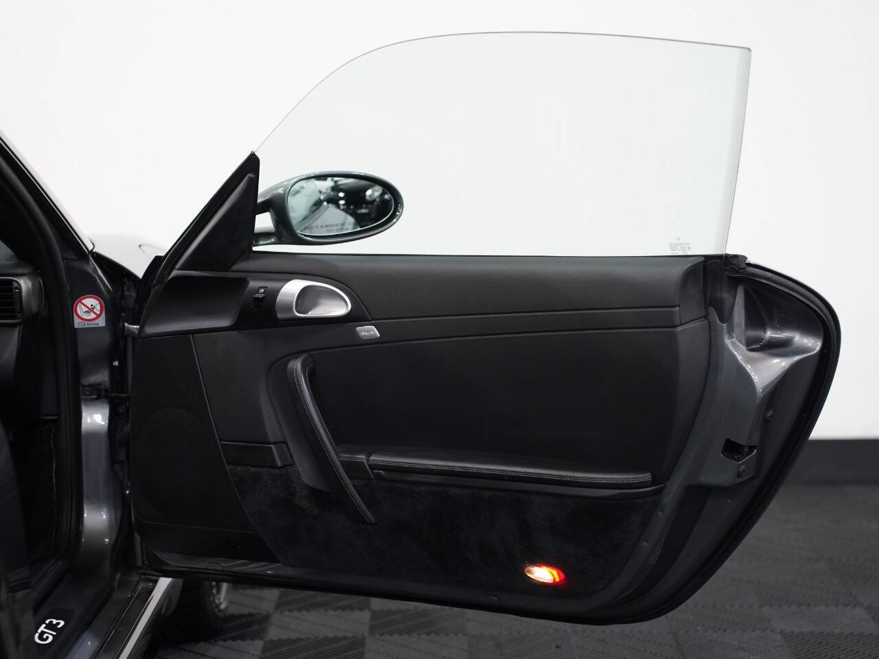 METEOR GREY METALLIC, 2007 PORSCHE 911 Image 25