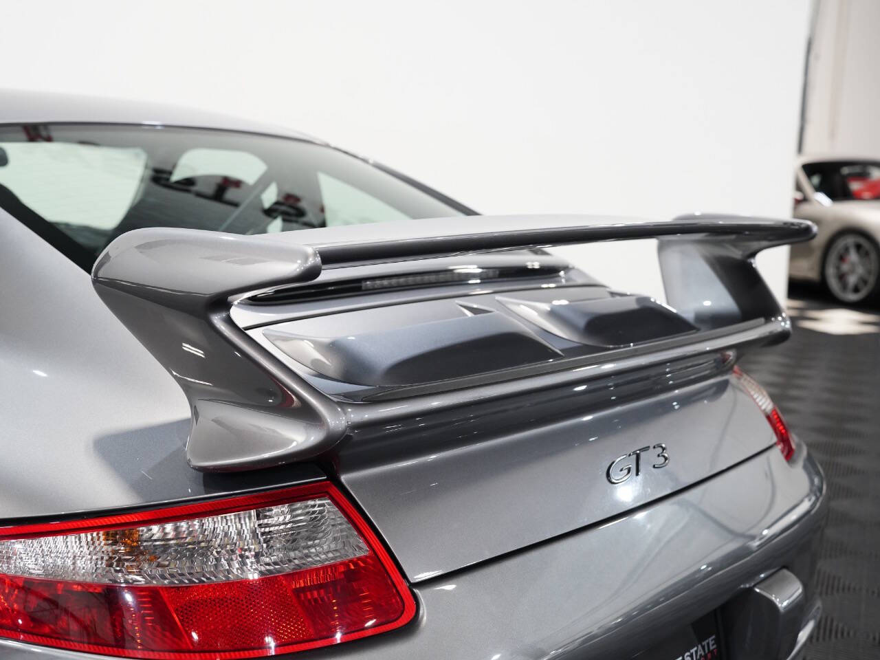 METEOR GREY METALLIC, 2007 PORSCHE 911 Image 21