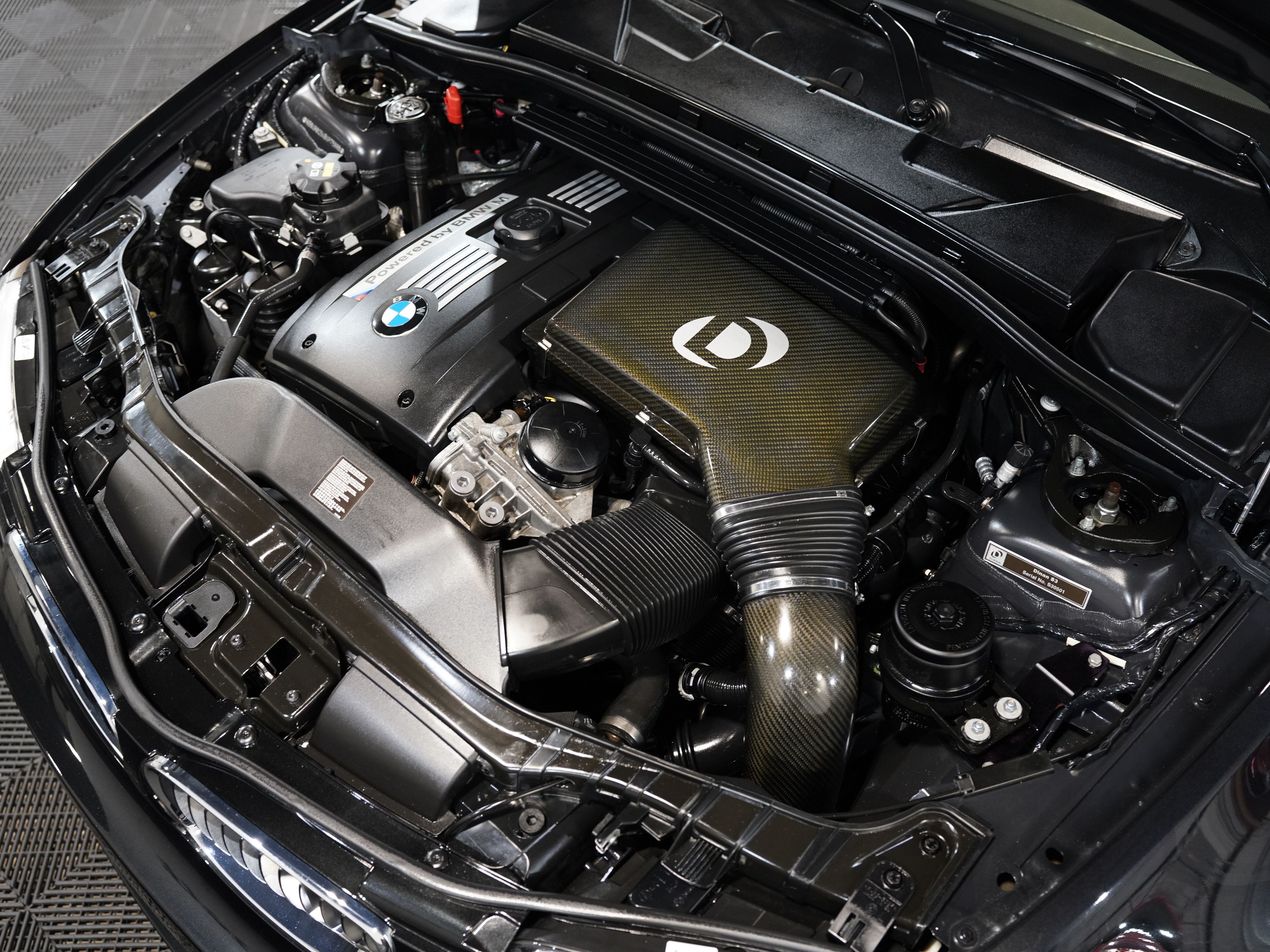 BLACK, 2011 BMW 1 SERIES Image 46