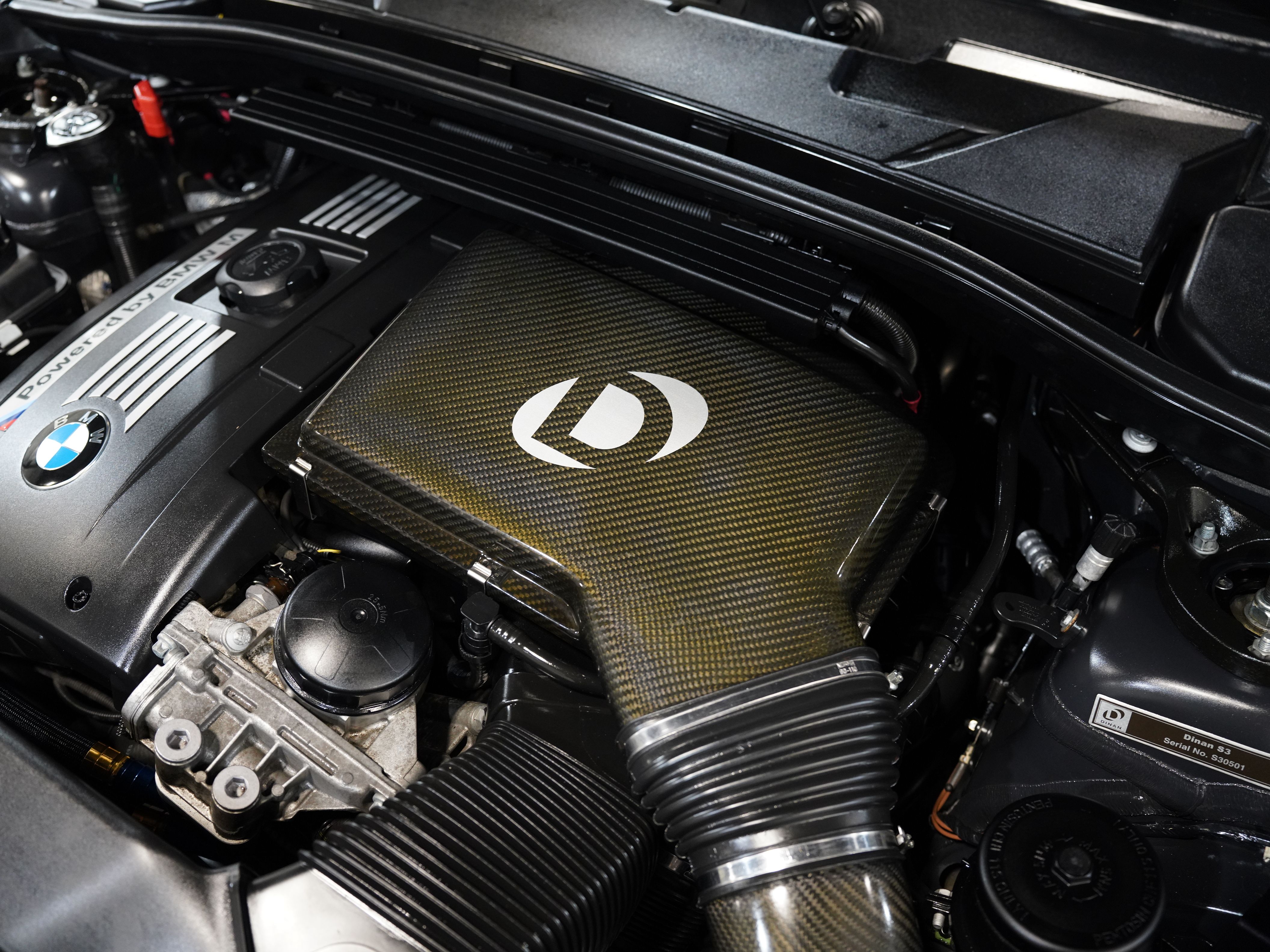 BLACK, 2011 BMW 1 SERIES Image 48
