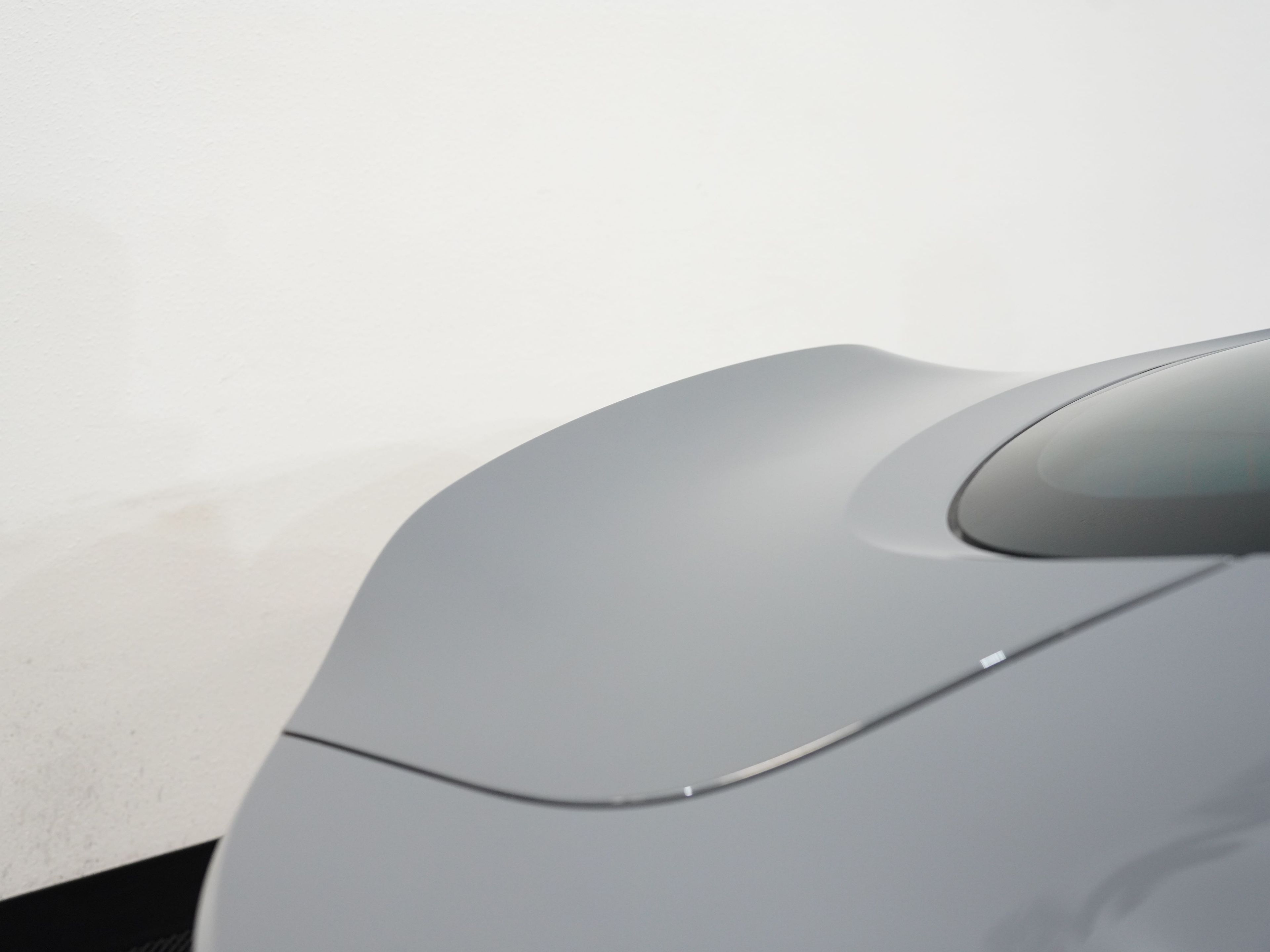 CHINA GREY, 2019 ASTON MARTIN VANTAGE Image 14