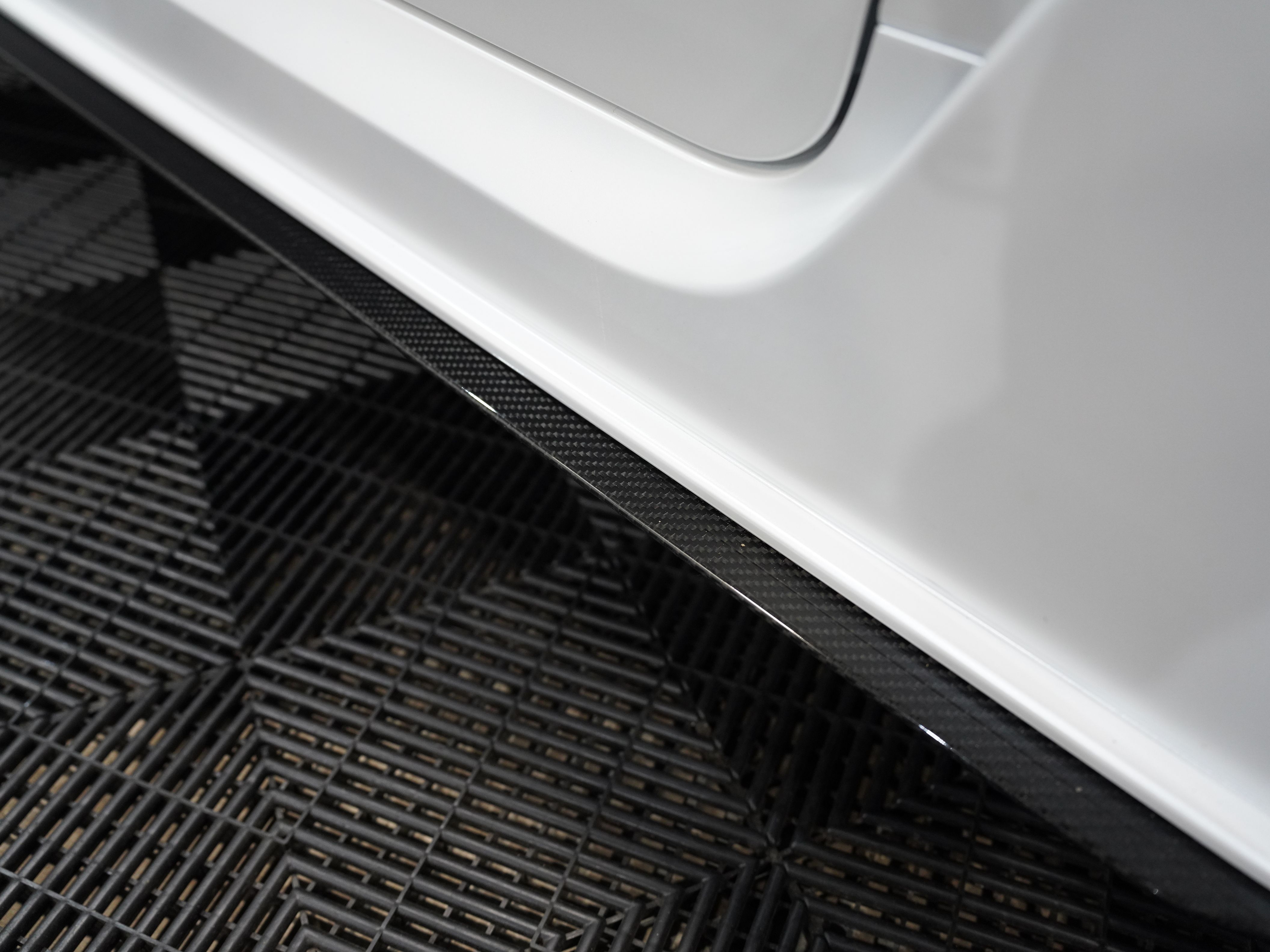 WHITE, 2021 LEXUS RC Image 17