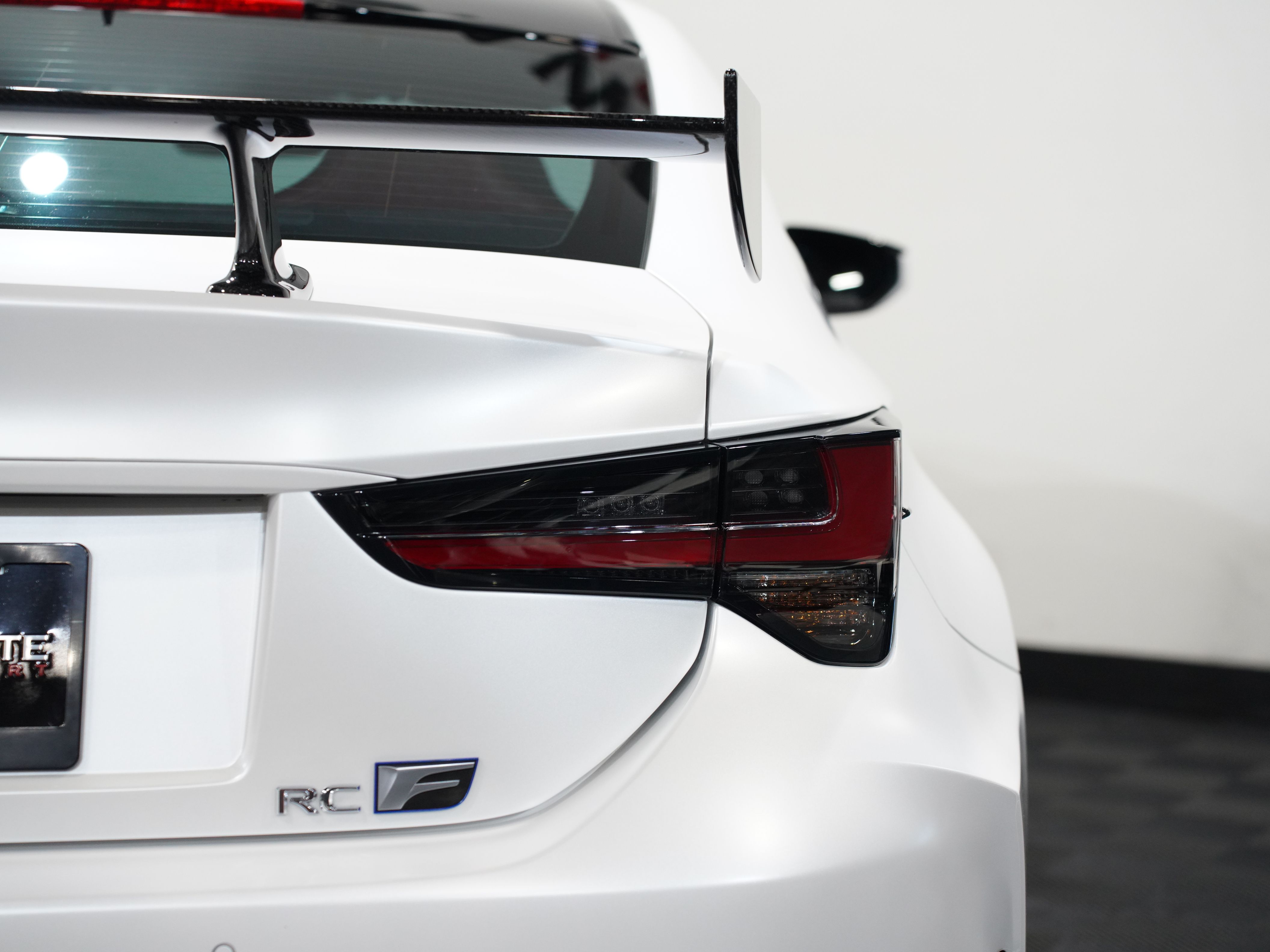 WHITE, 2021 LEXUS RC Image 21