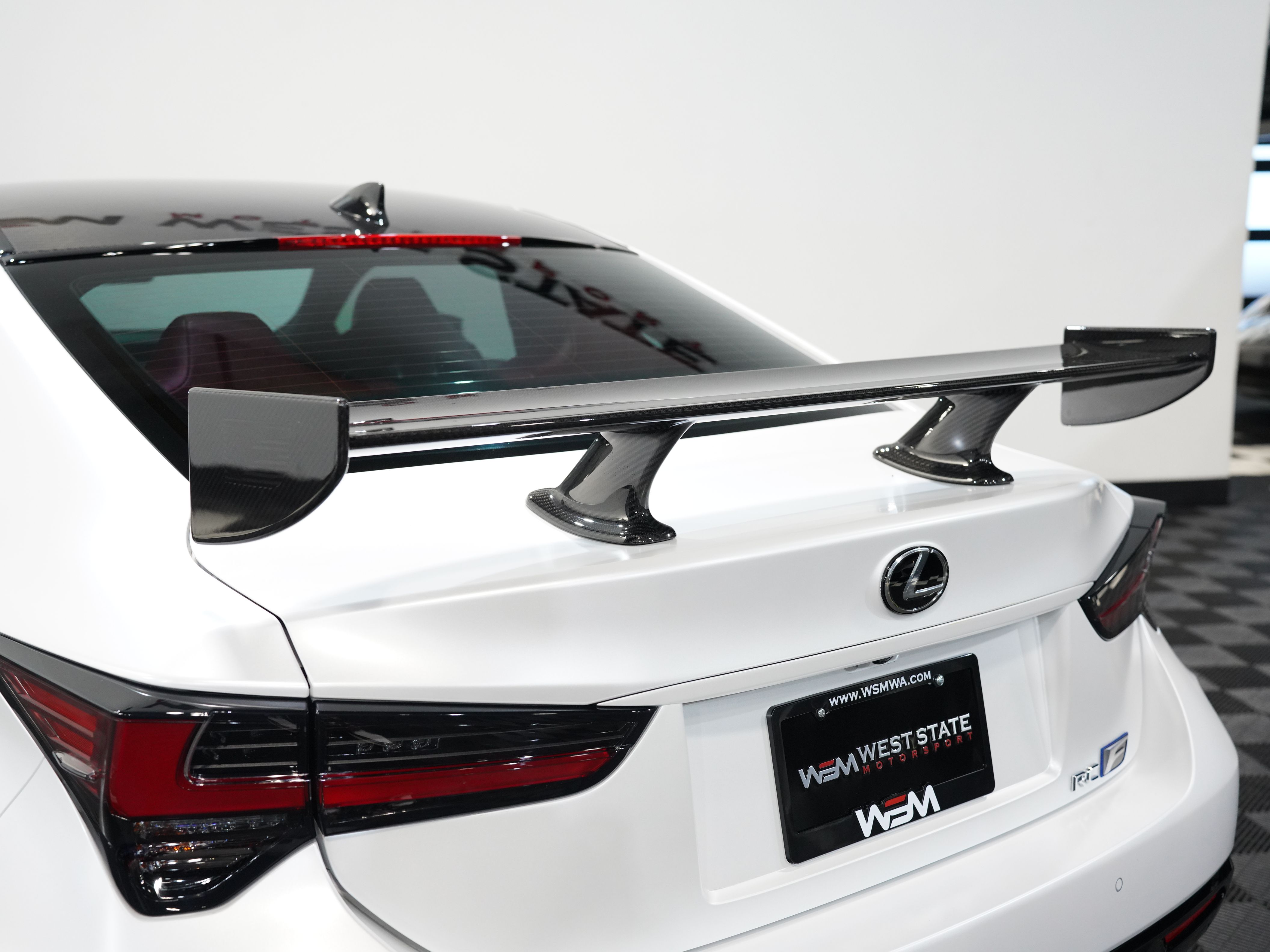 WHITE, 2021 LEXUS RC Image 24