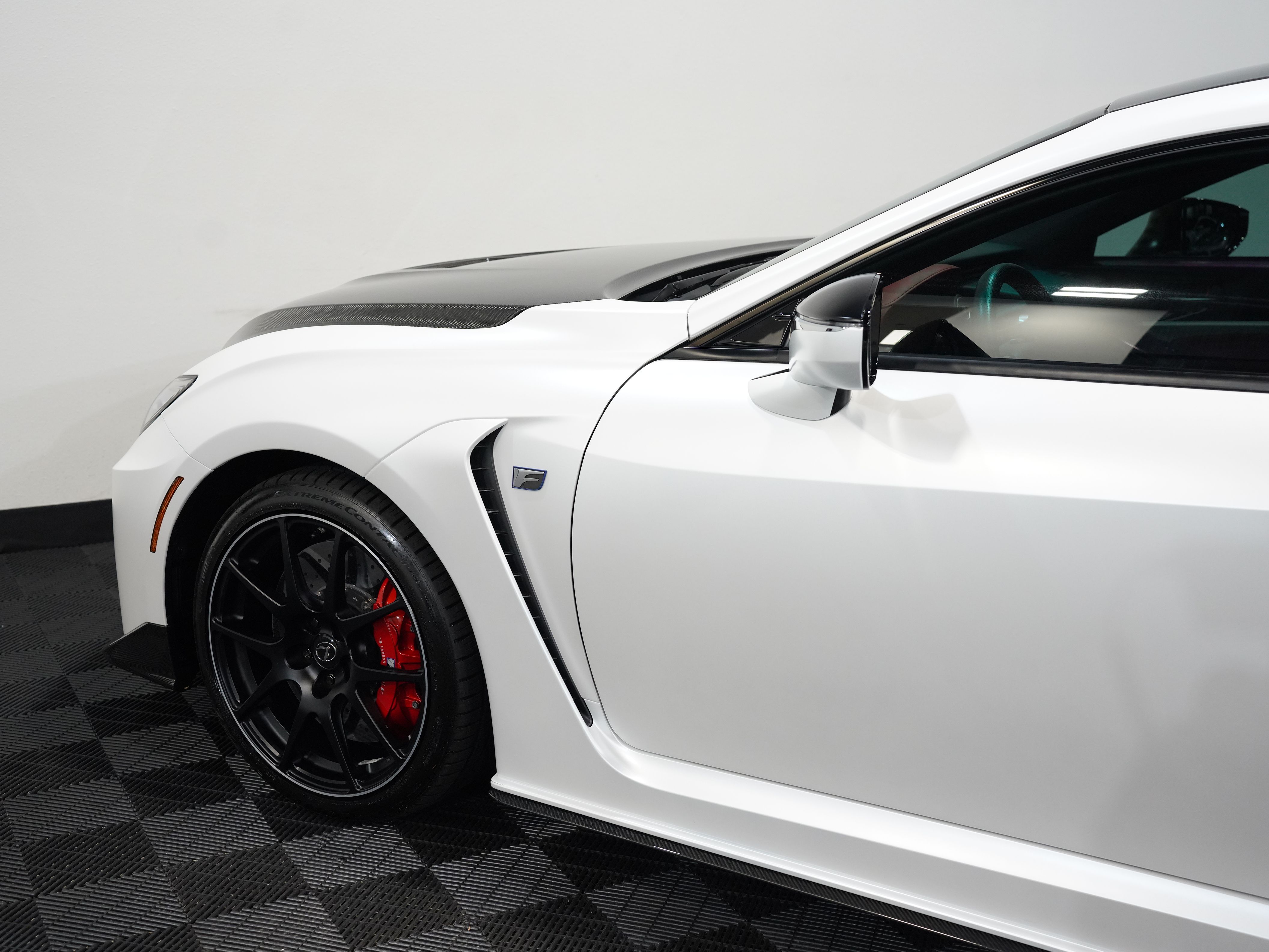 WHITE, 2021 LEXUS RC Image 26