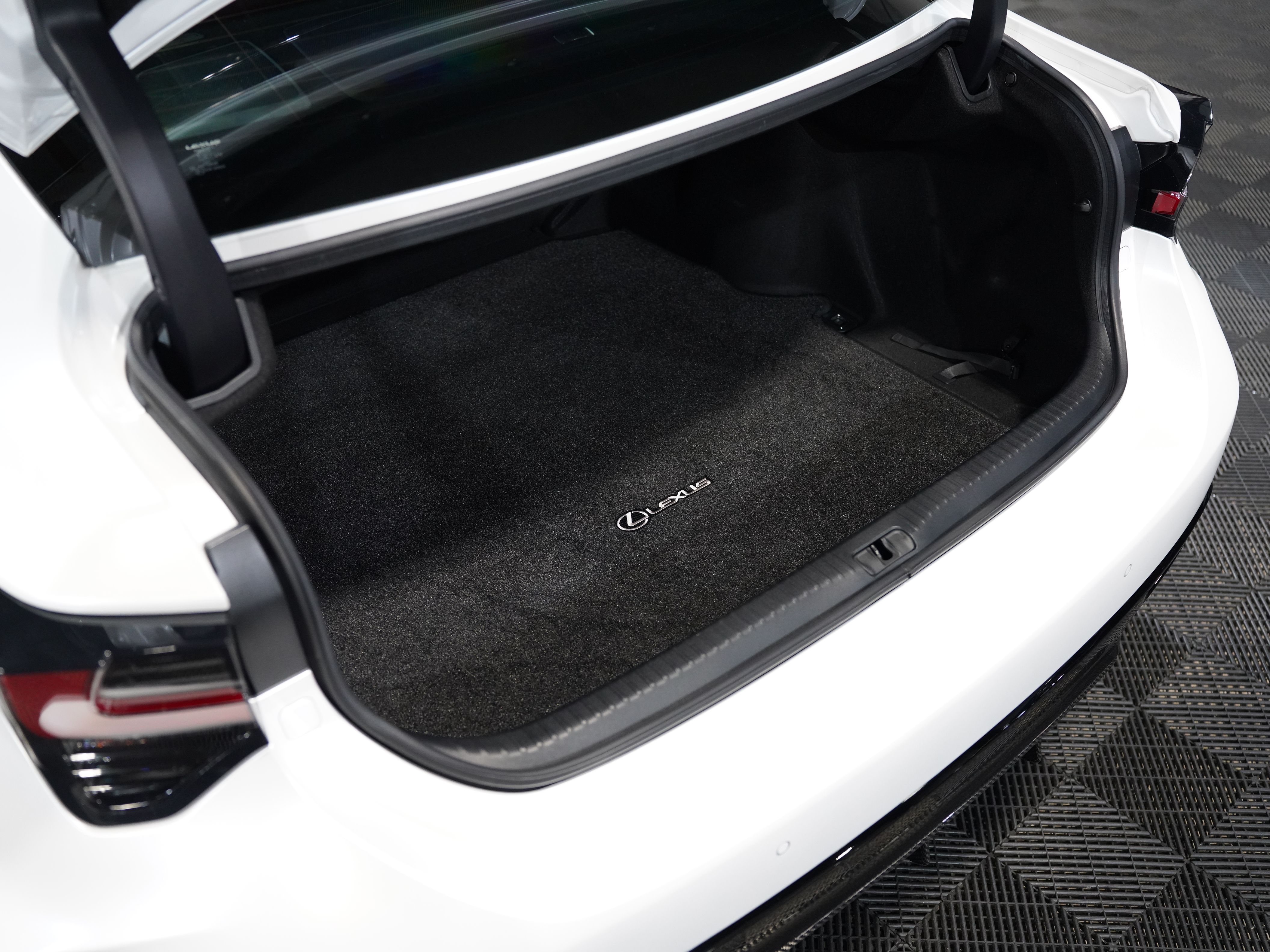 WHITE, 2021 LEXUS RC Image 55