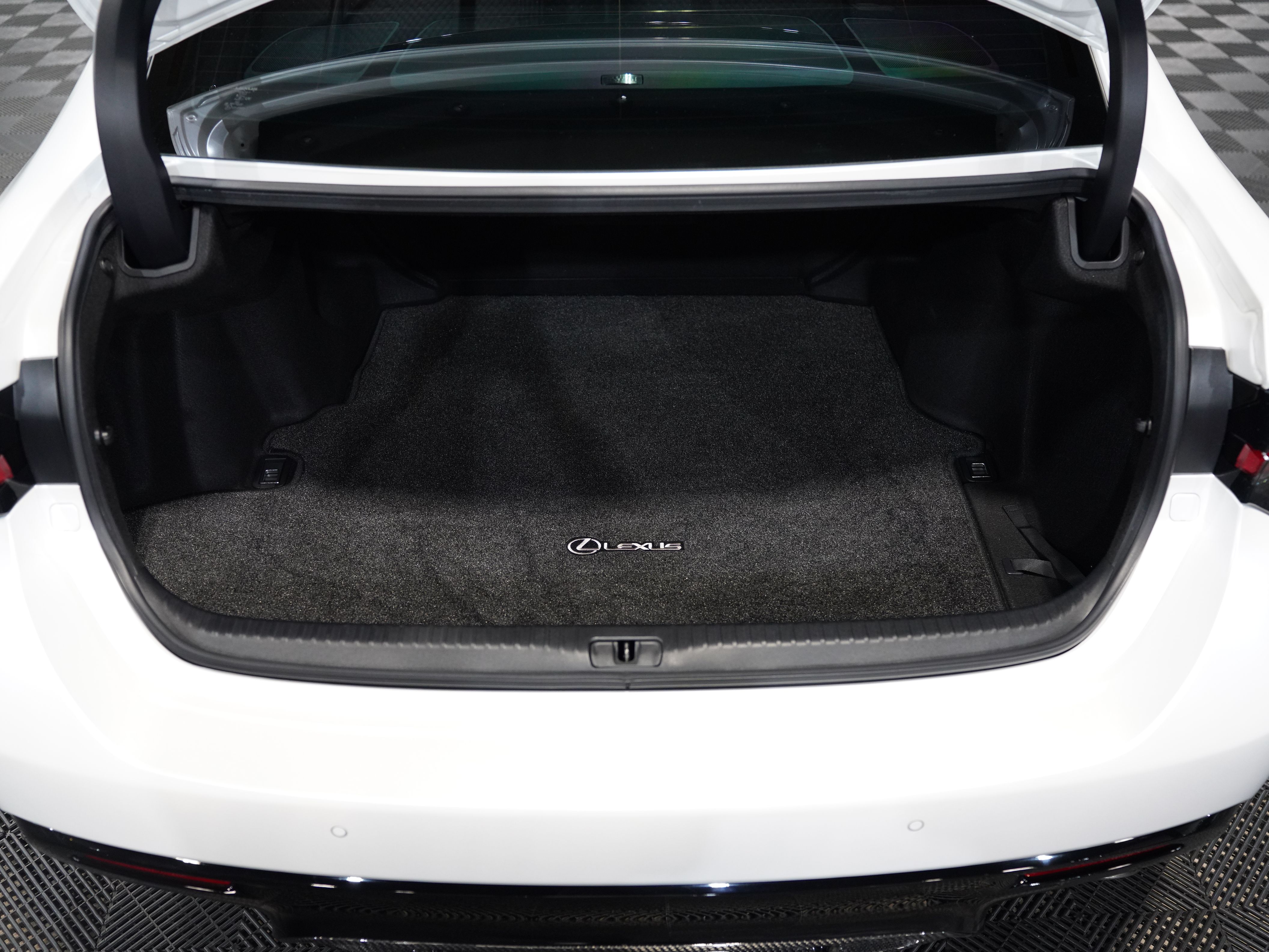 WHITE, 2021 LEXUS RC Image 56