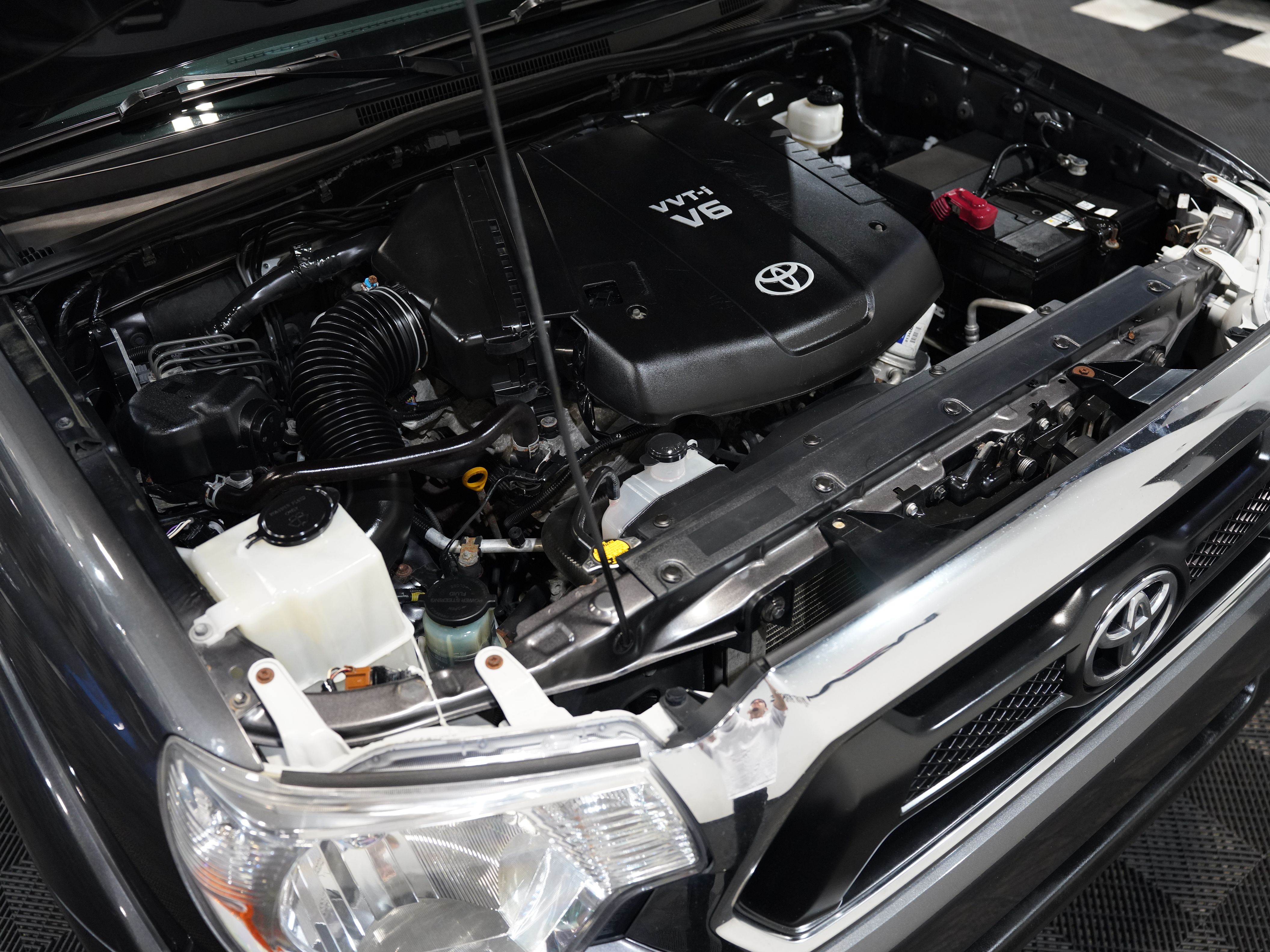 GRAY, 2013 TOYOTA TACOMA DOUBLE CAB Image 46