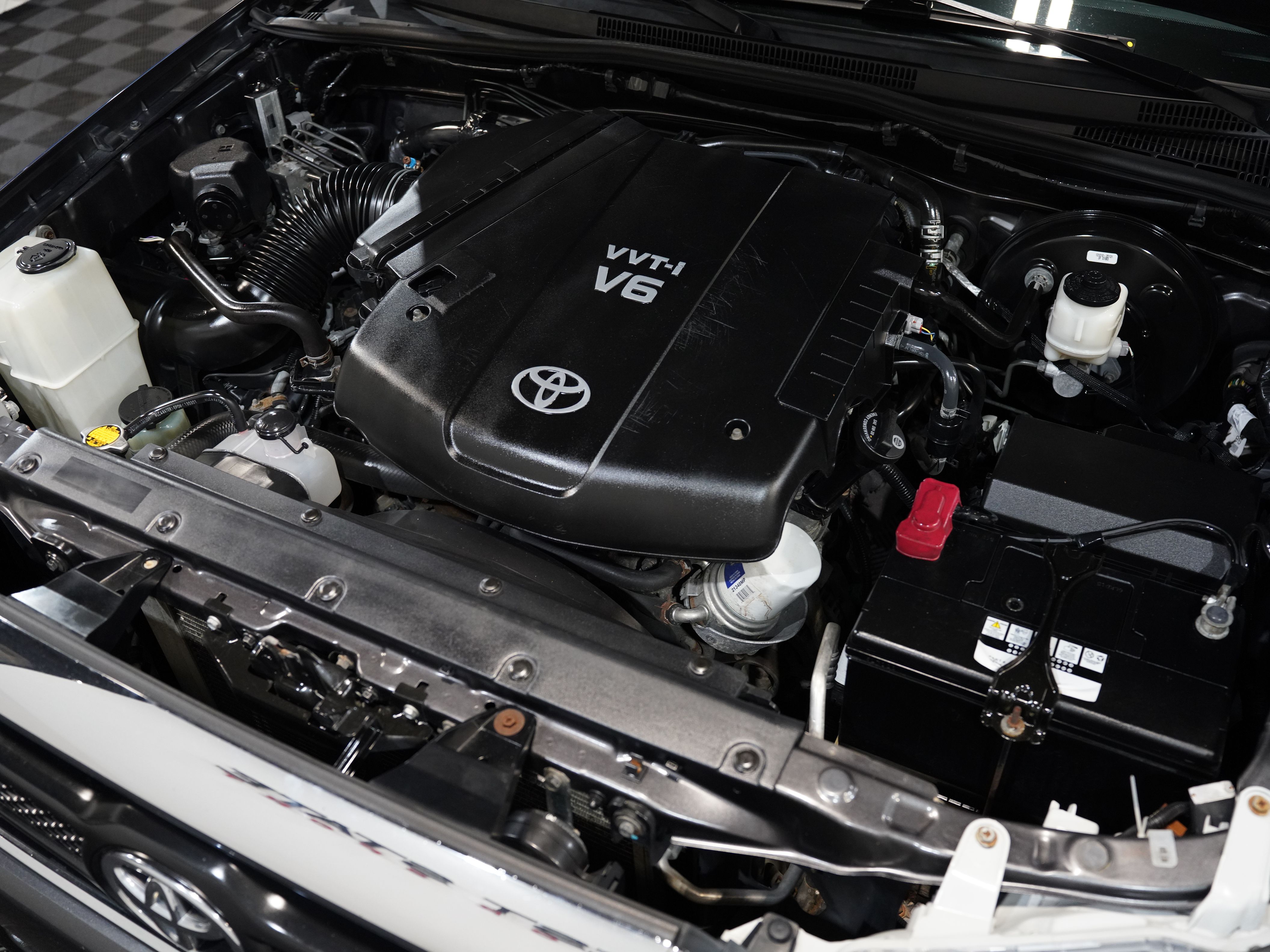 GRAY, 2013 TOYOTA TACOMA DOUBLE CAB Image 48