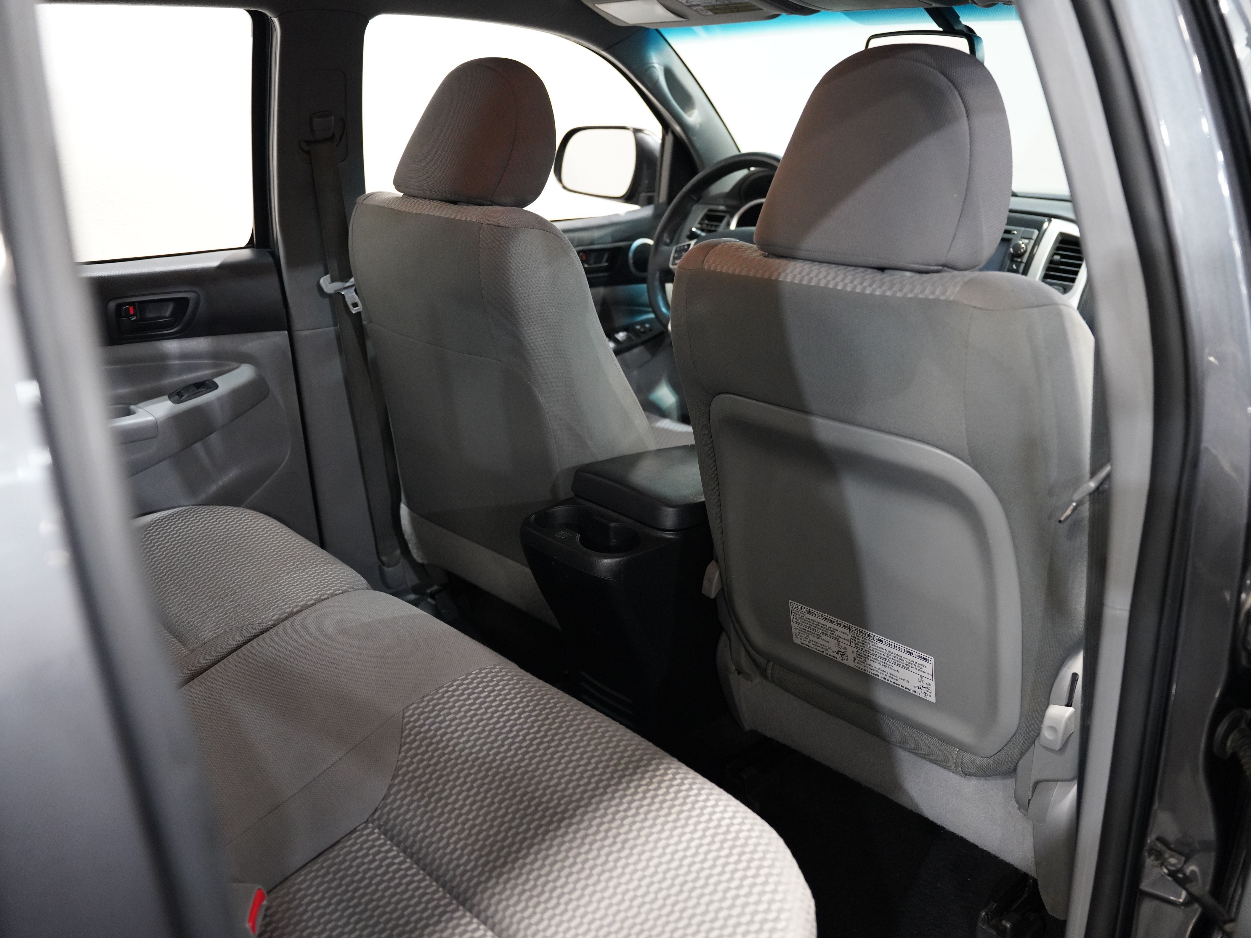 GRAY, 2013 TOYOTA TACOMA DOUBLE CAB Image 36