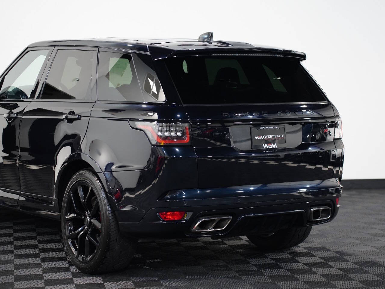 LIGURIAN BLACK W/SVO PREMIUM PALETTE BLACK ULTRA M, 2019 LAND ROVER RANGE ROVER SPORT Image 17