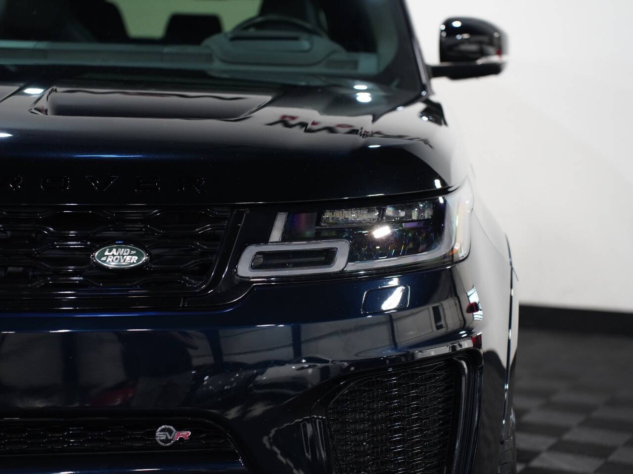 LIGURIAN BLACK W/SVO PREMIUM PALETTE BLACK ULTRA M, 2019 LAND ROVER RANGE ROVER SPORT Image 10