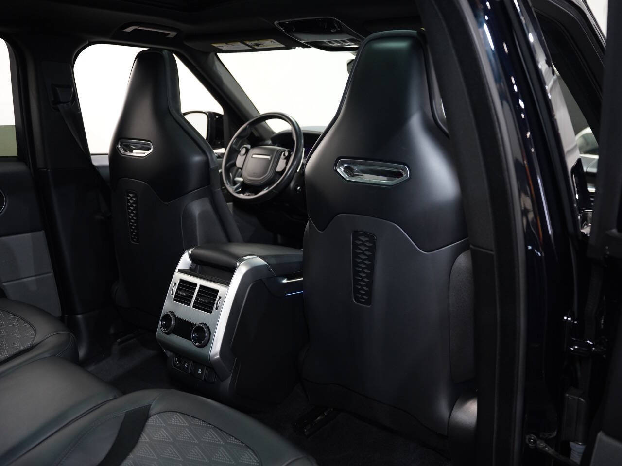 LIGURIAN BLACK W/SVO PREMIUM PALETTE BLACK ULTRA M, 2019 LAND ROVER RANGE ROVER SPORT Image 41