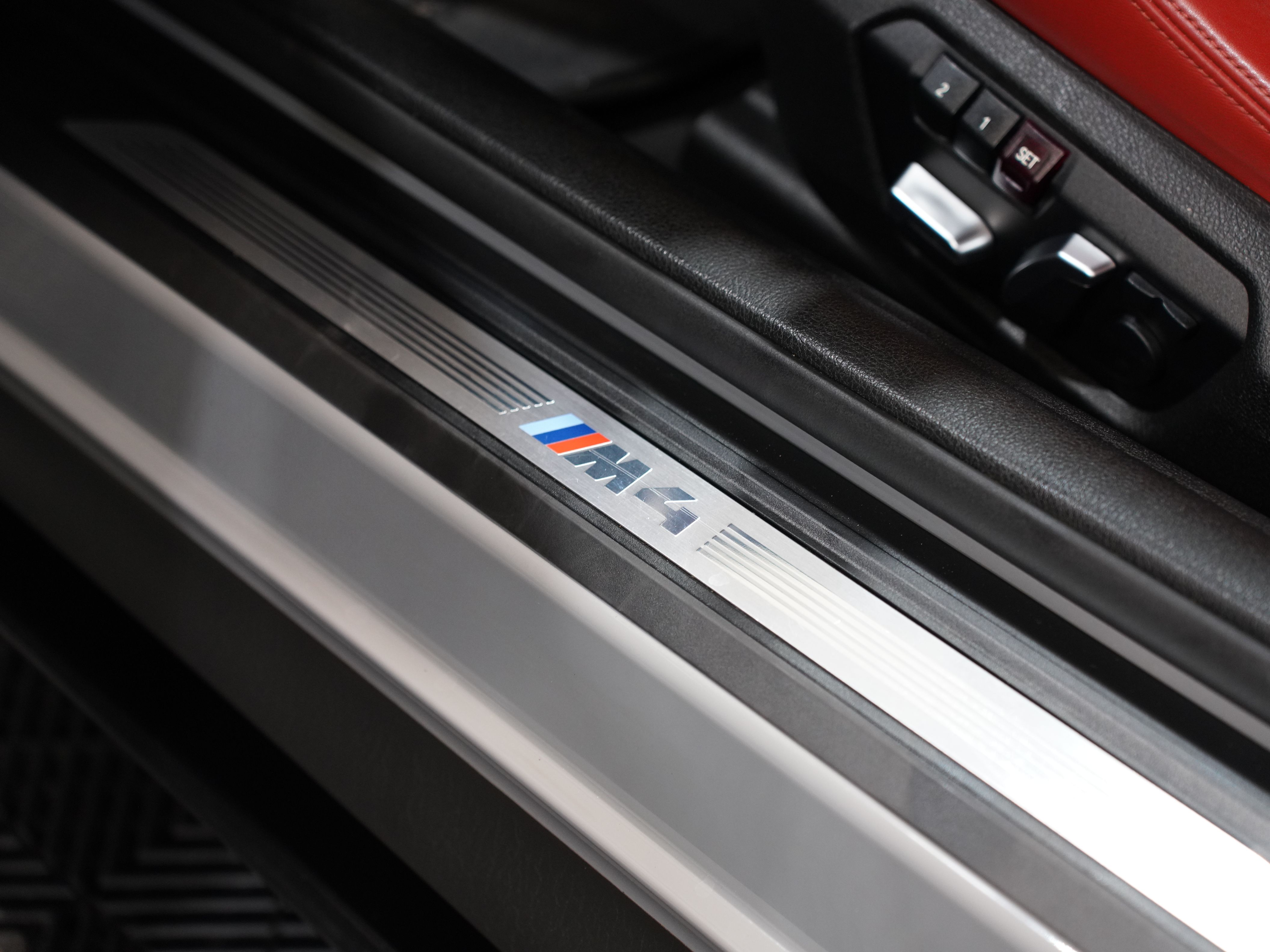 2020 BMW M4 Image 27