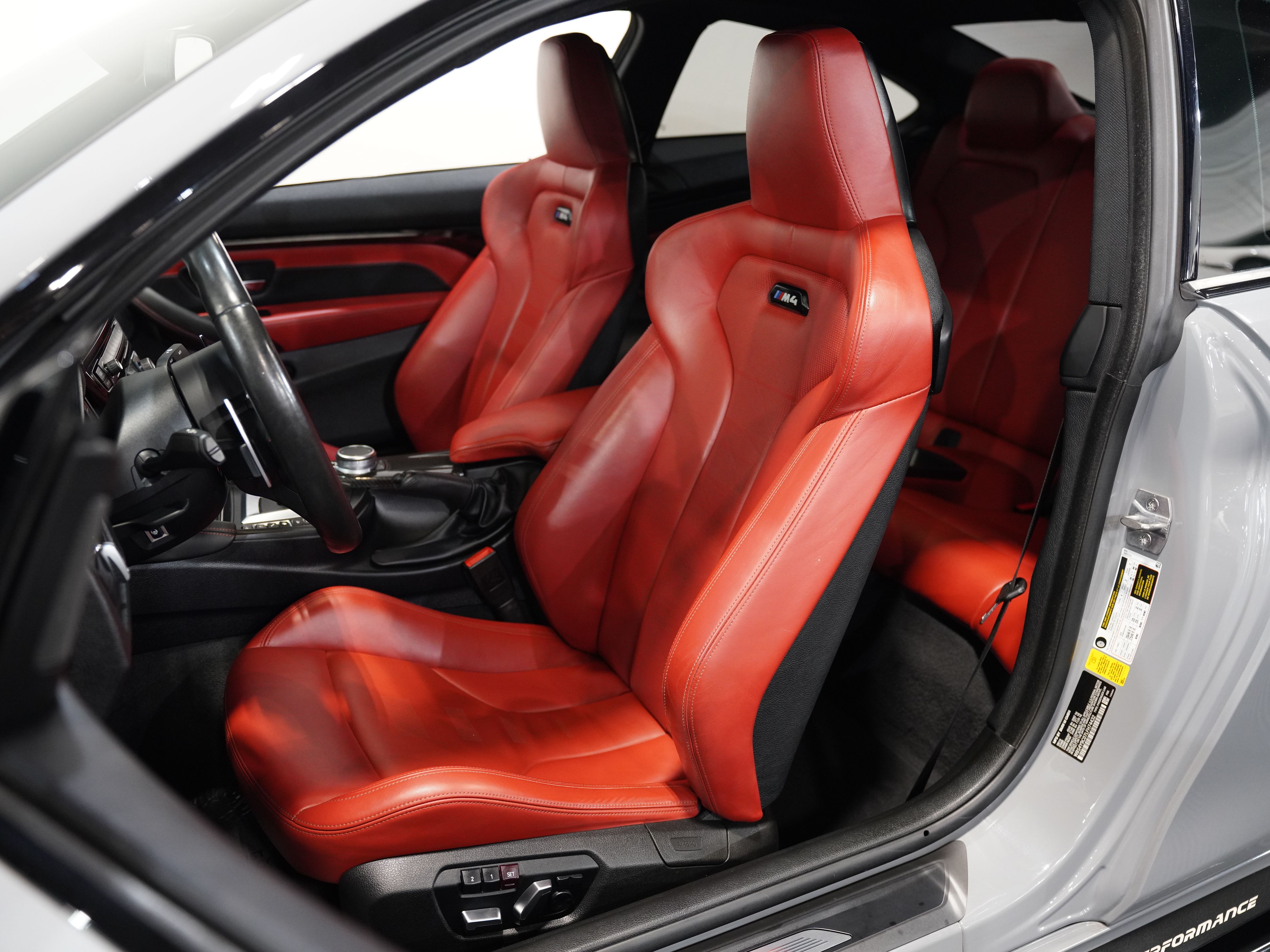 2020 BMW M4 Image 29
