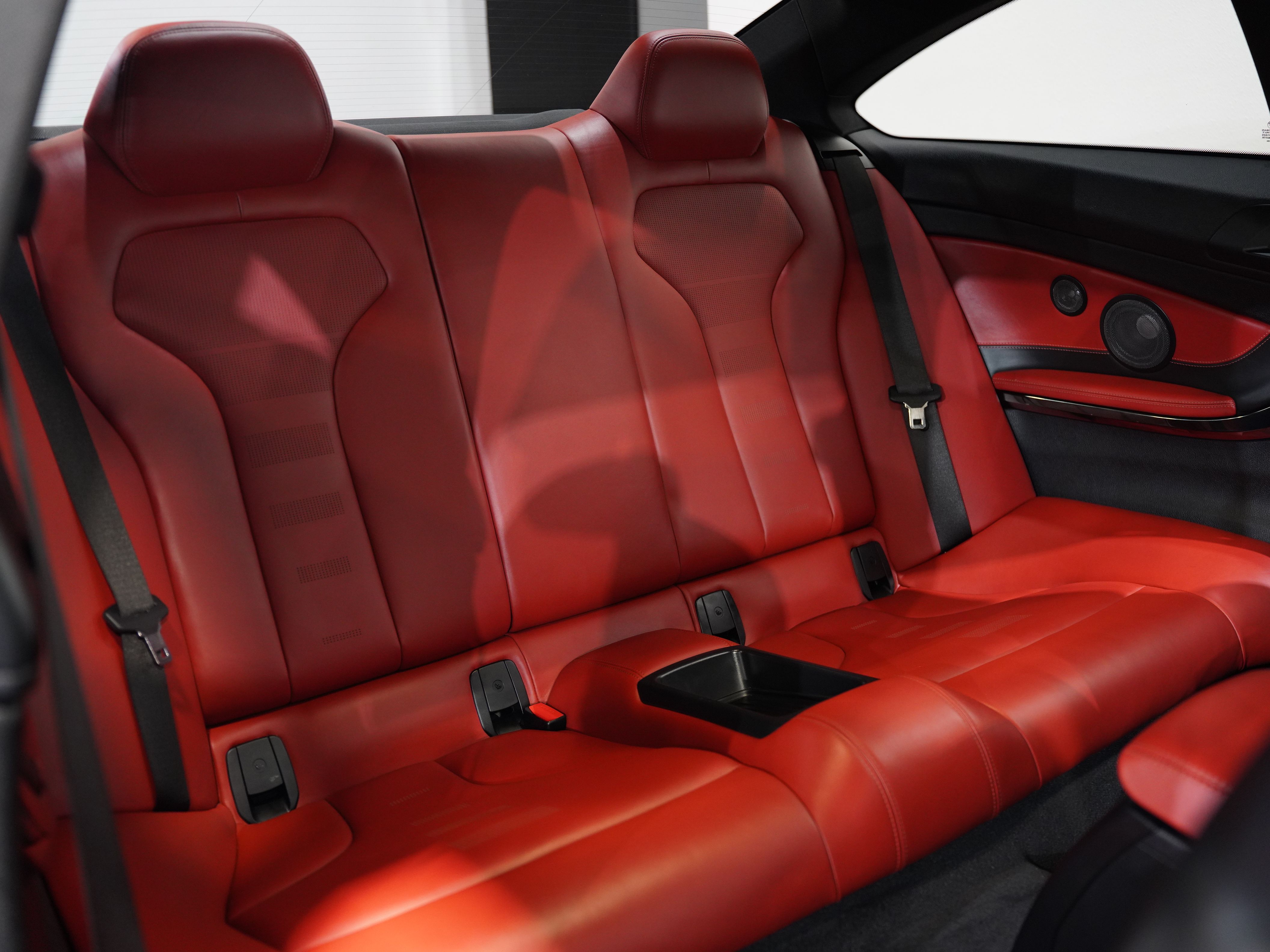 2020 BMW M4 Image 35