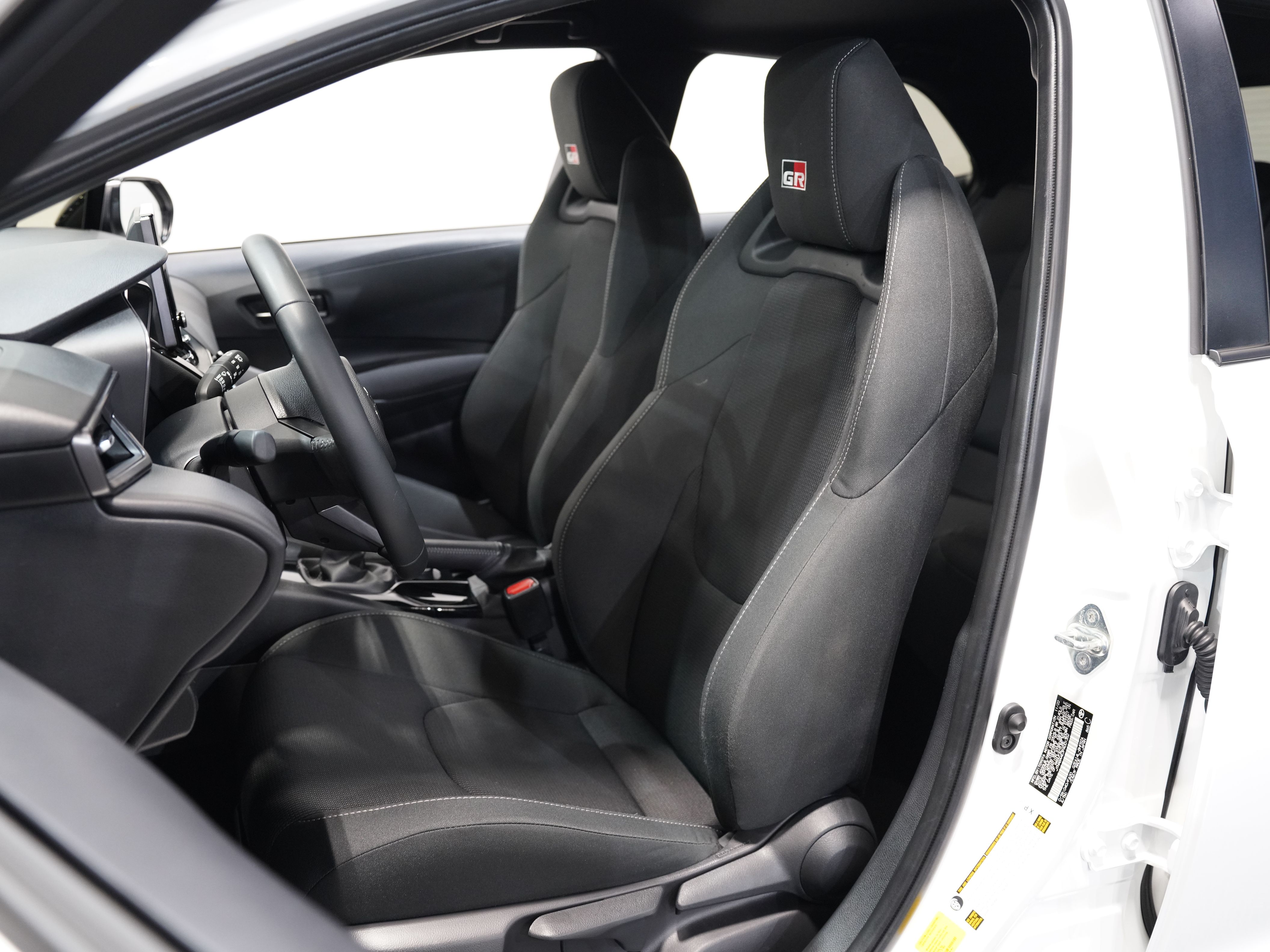 2023 TOYOTA GR COROLLA Image 35