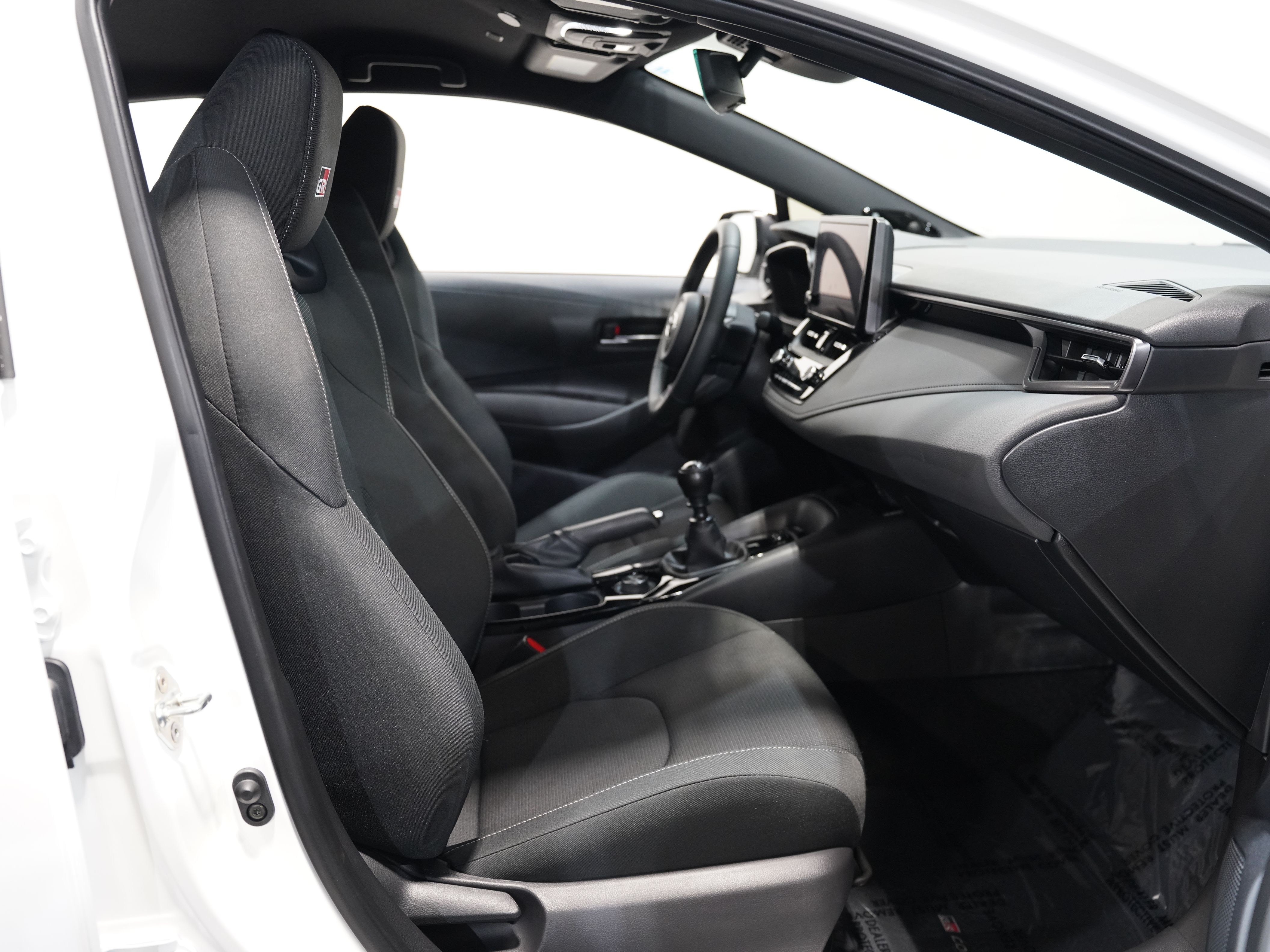 2023 TOYOTA GR COROLLA Image 39