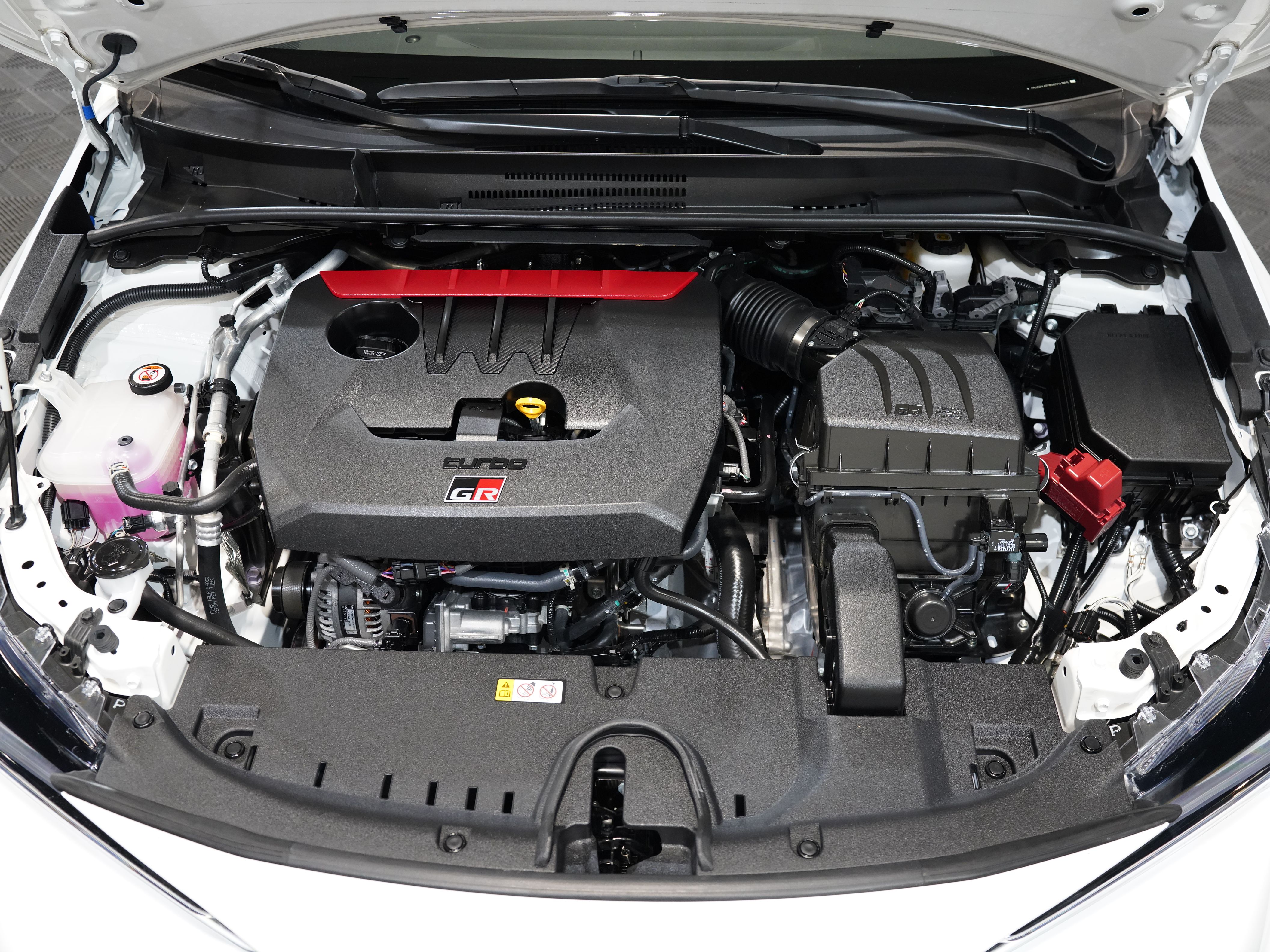 2023 TOYOTA GR COROLLA Image 54