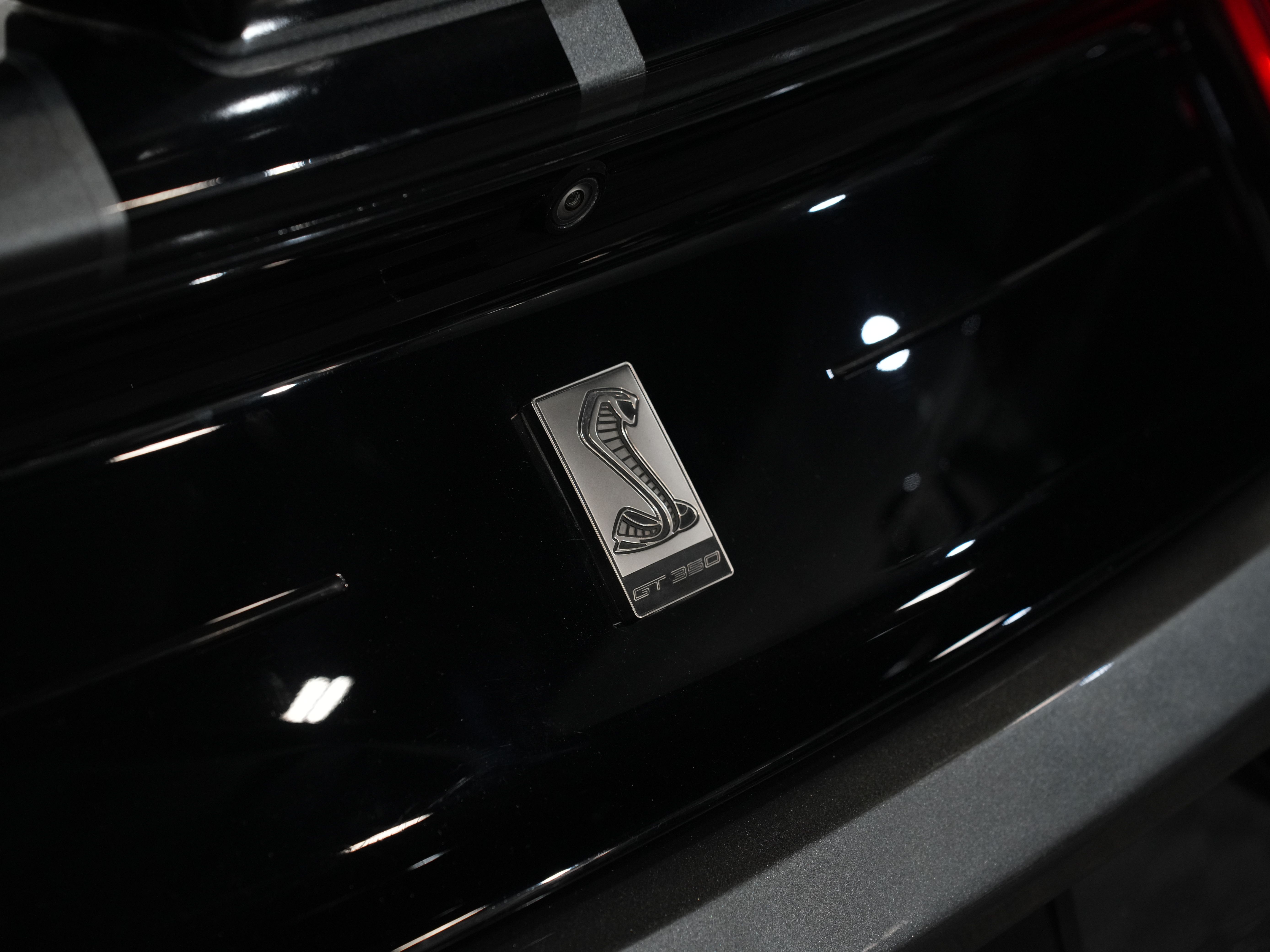 GRAY, 2019 FORD MUSTANG Image 22