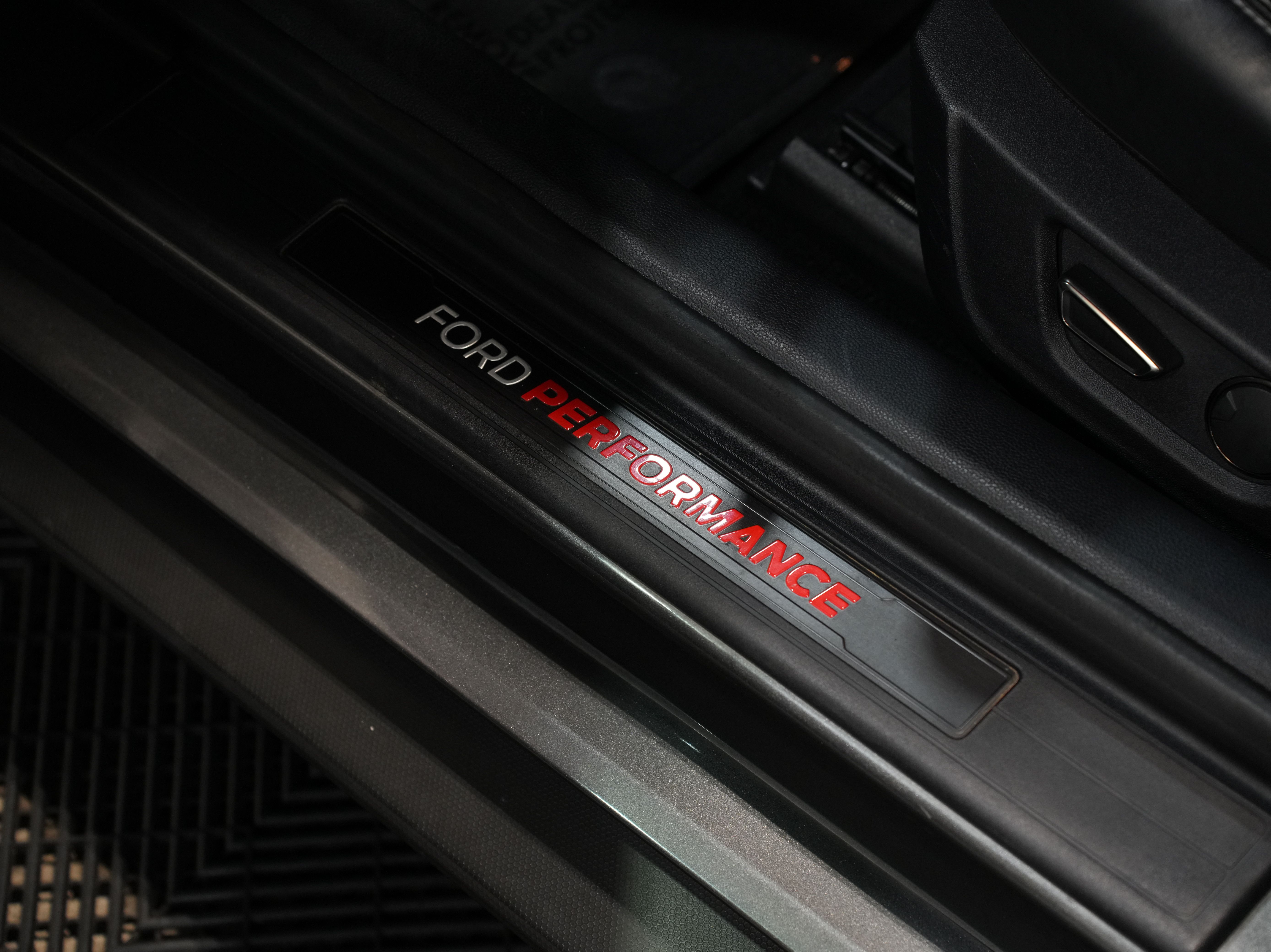 GRAY, 2019 FORD MUSTANG Image 30