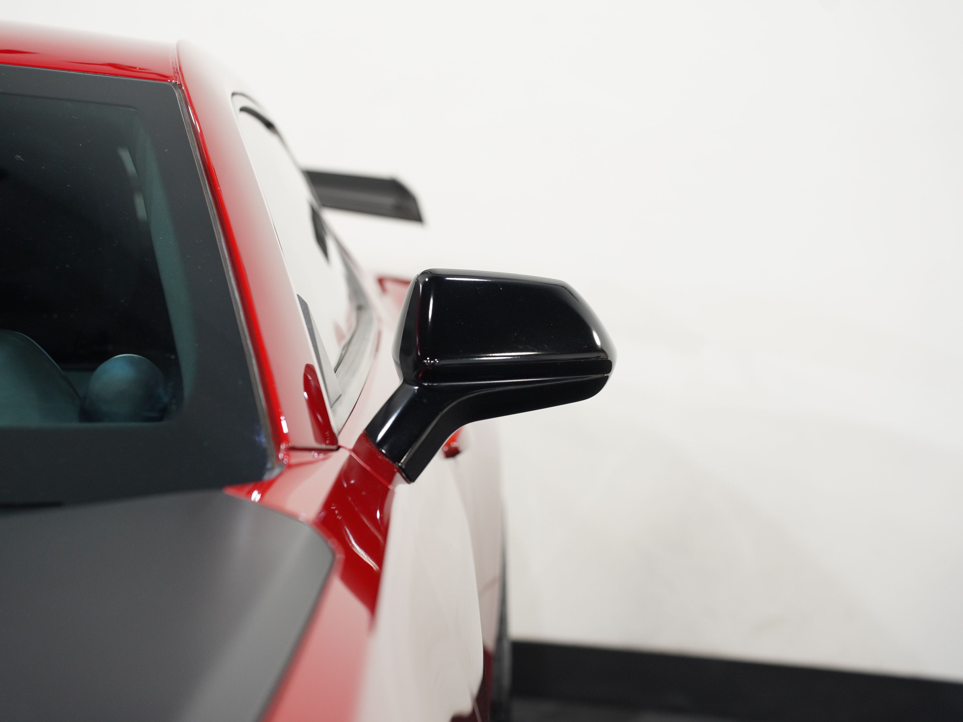 2019 CHEVROLET CAMARO Image 11