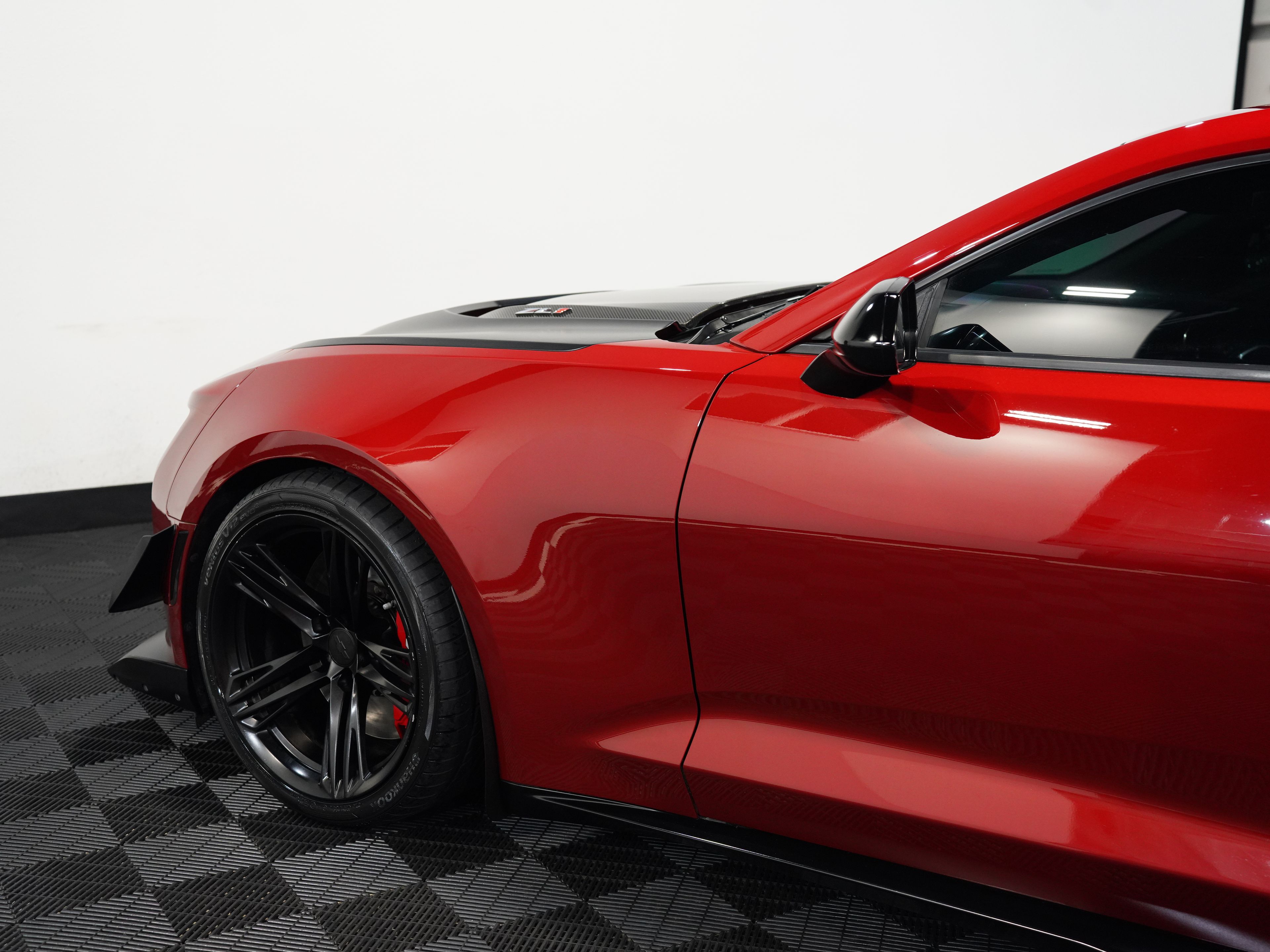 2019 CHEVROLET CAMARO Image 18