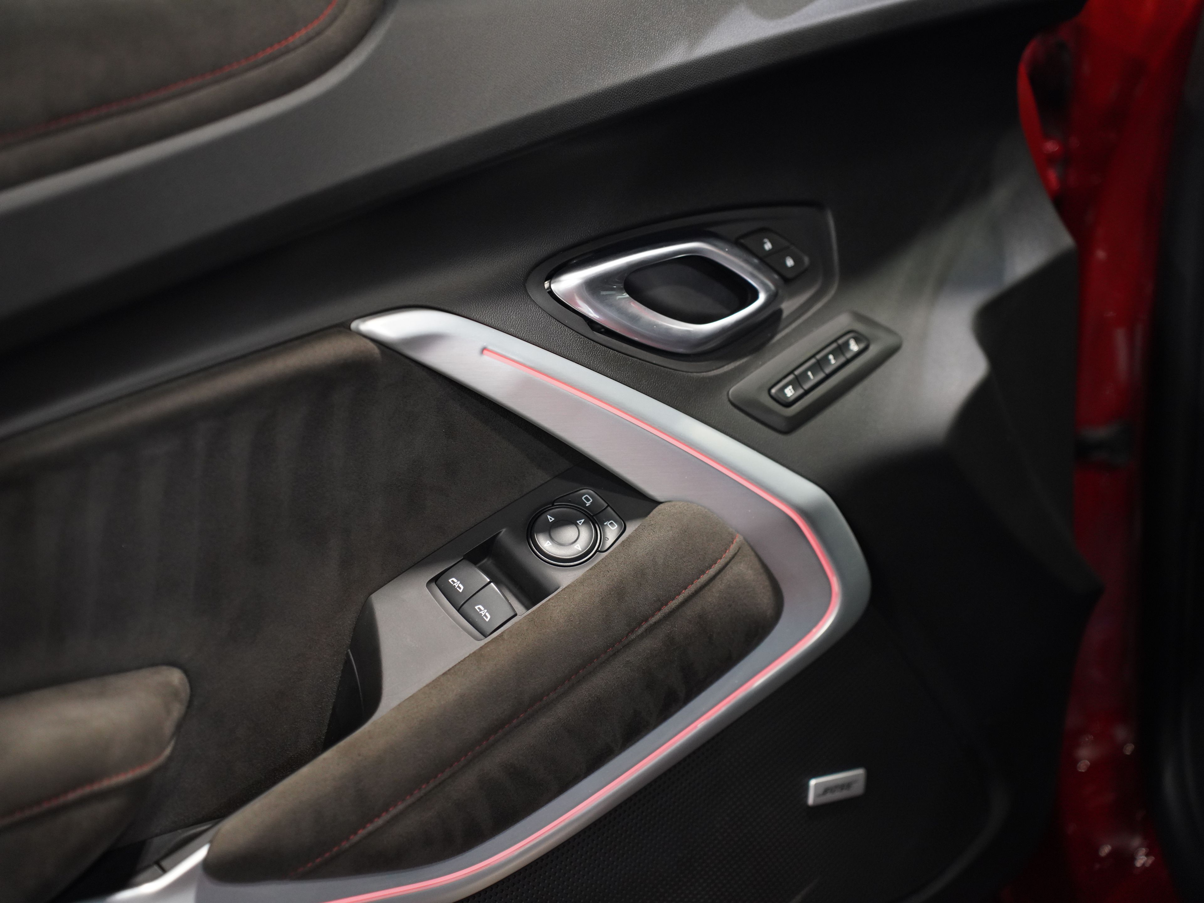 2019 CHEVROLET CAMARO Image 21