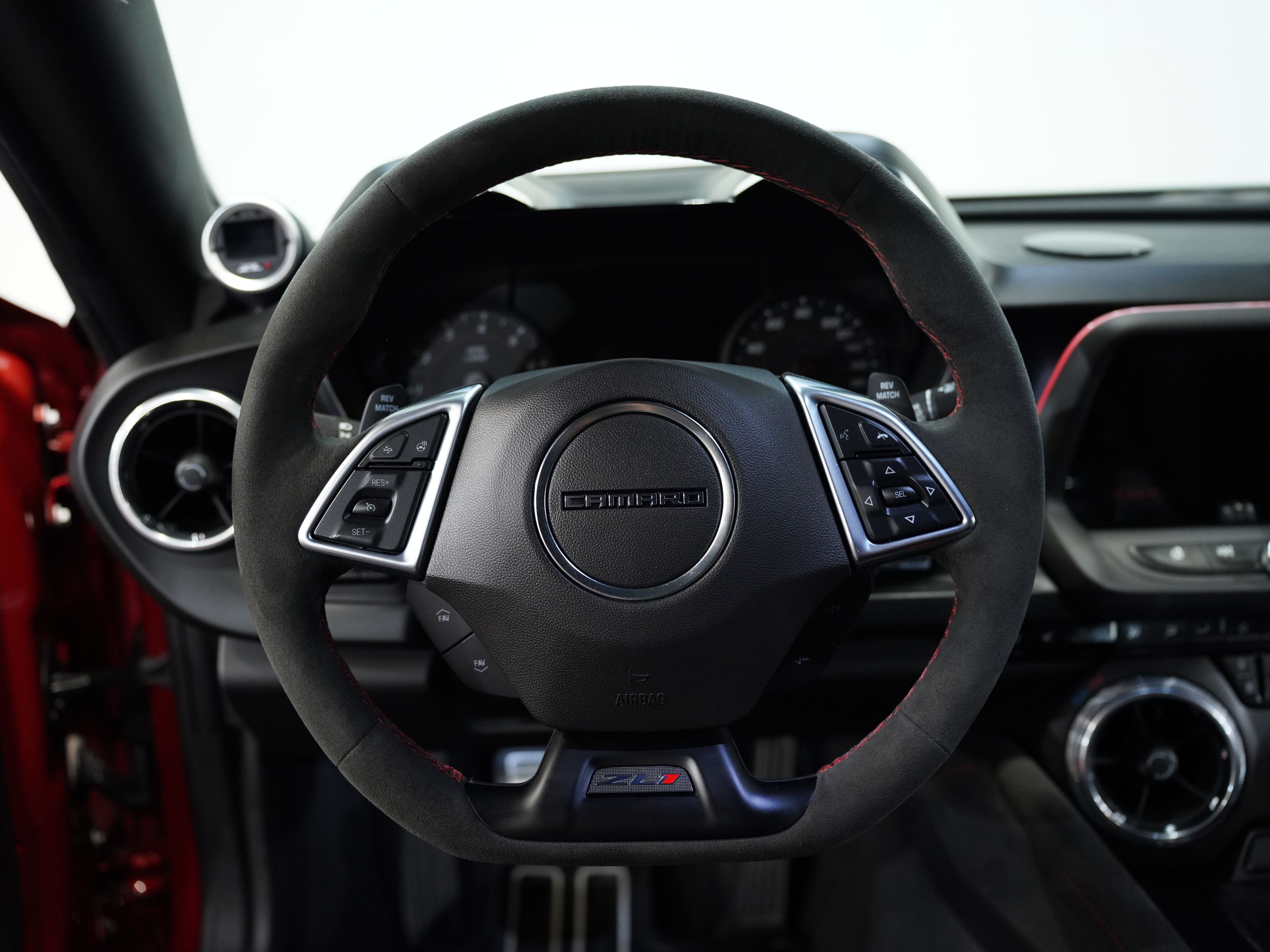 2019 CHEVROLET CAMARO Image 33