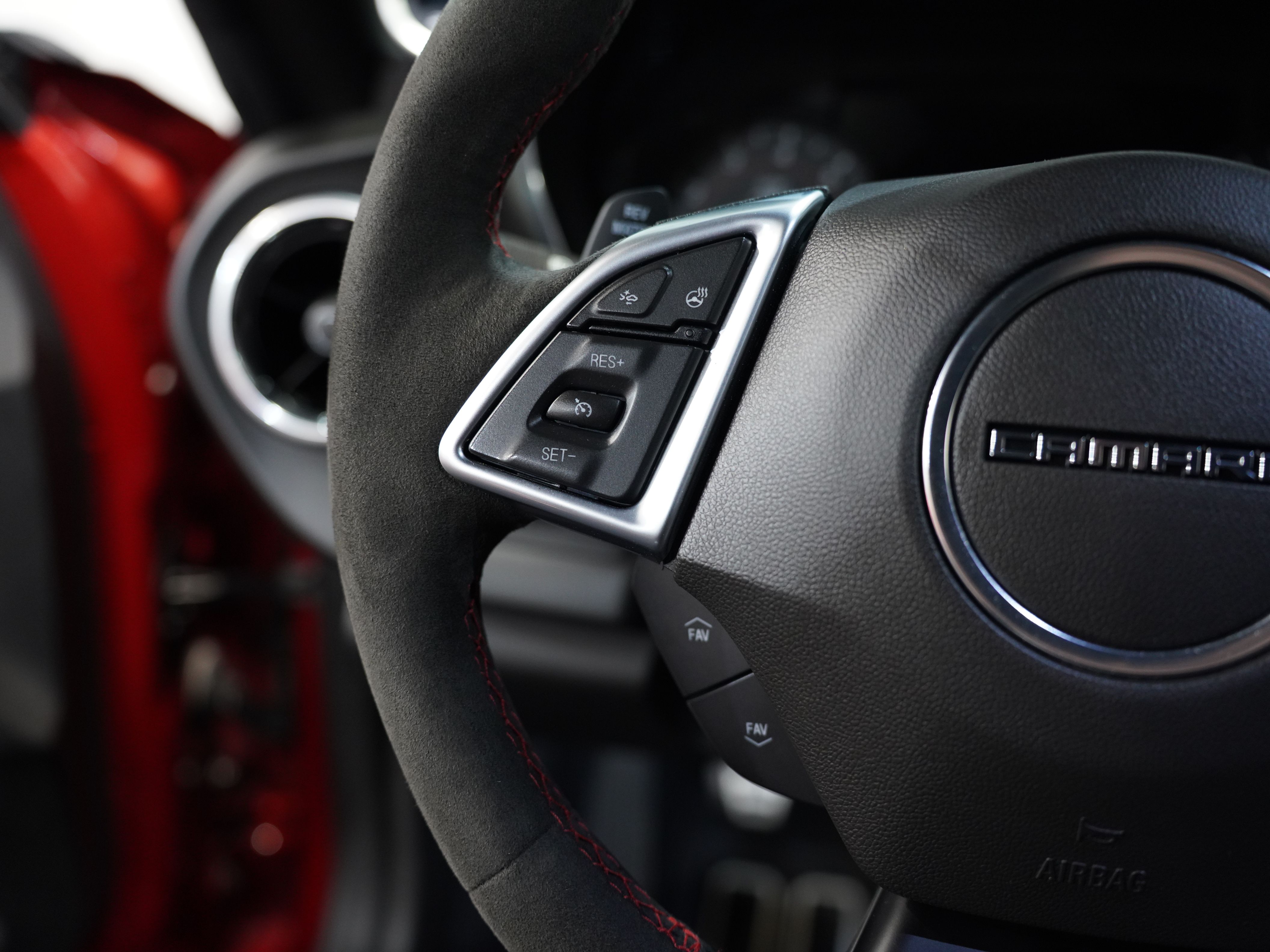 2019 CHEVROLET CAMARO Image 34
