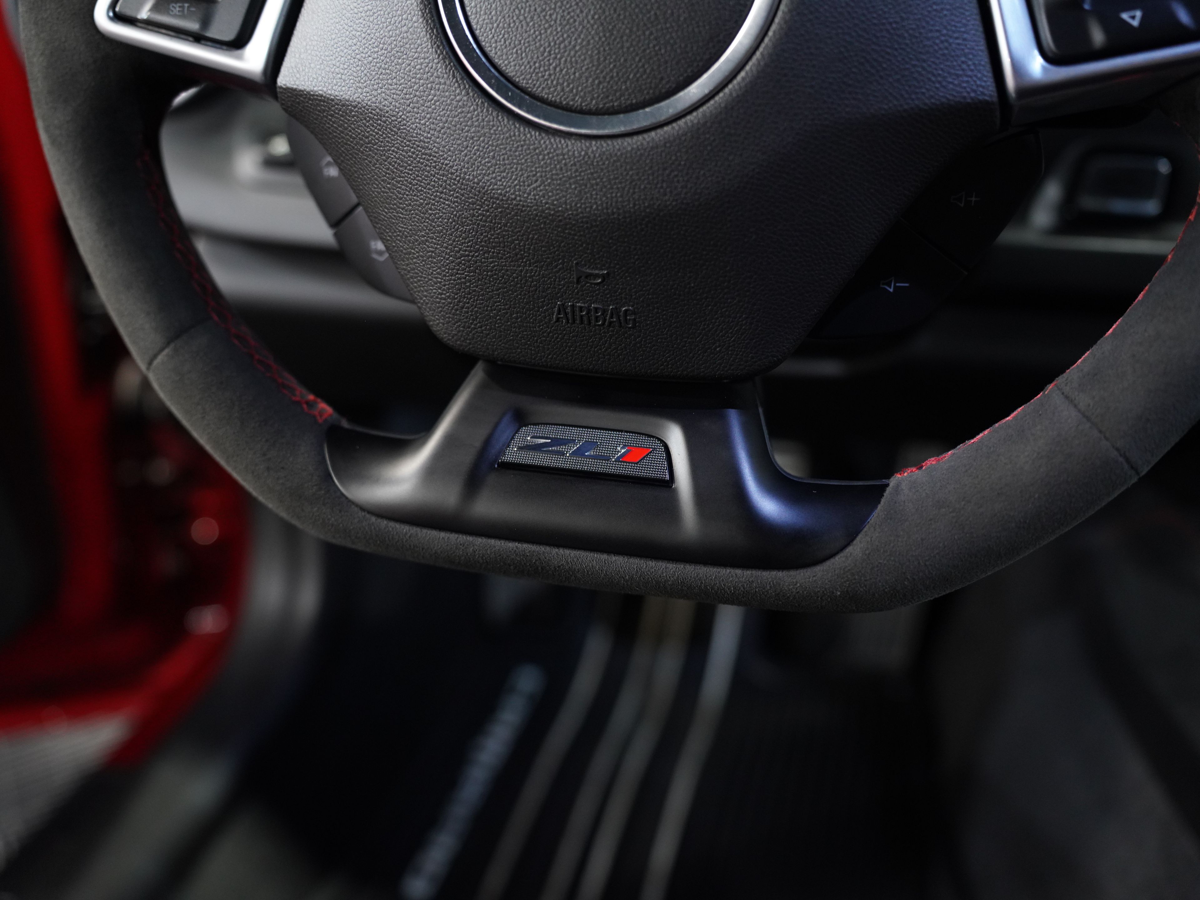 2019 CHEVROLET CAMARO Image 36
