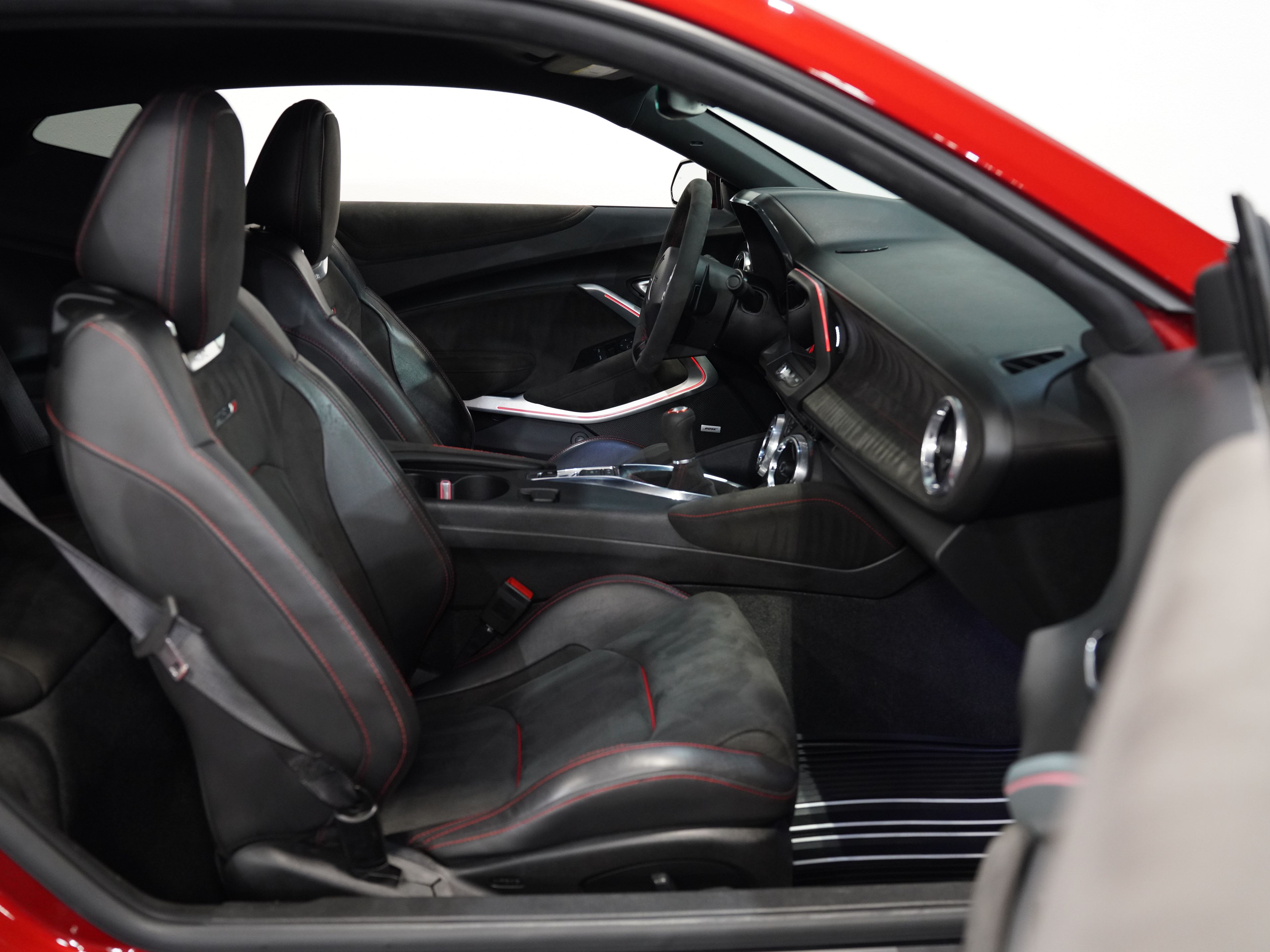 2019 CHEVROLET CAMARO Image 30