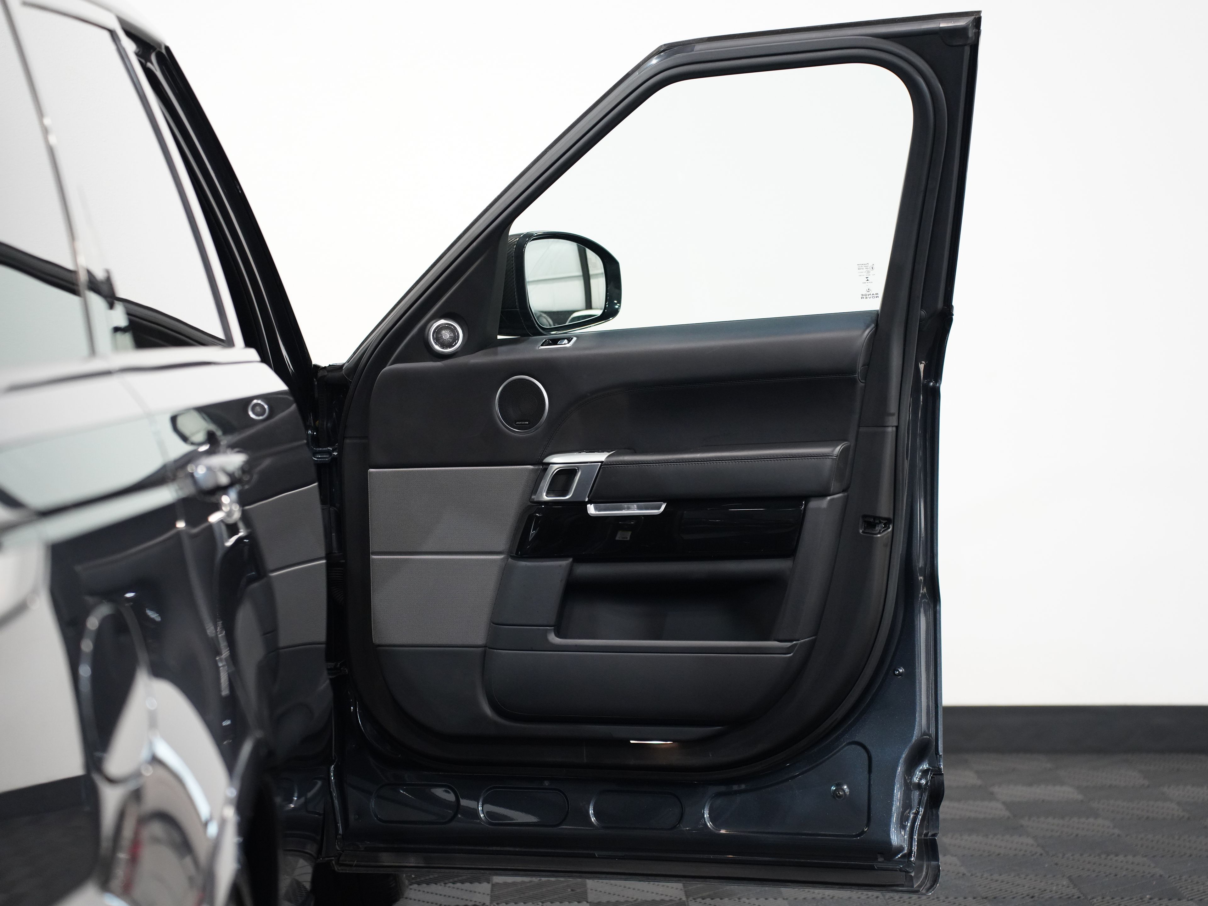 BOSPHORUS GREY, 2018 LAND ROVER RANGE ROVER SPORT Image 23
