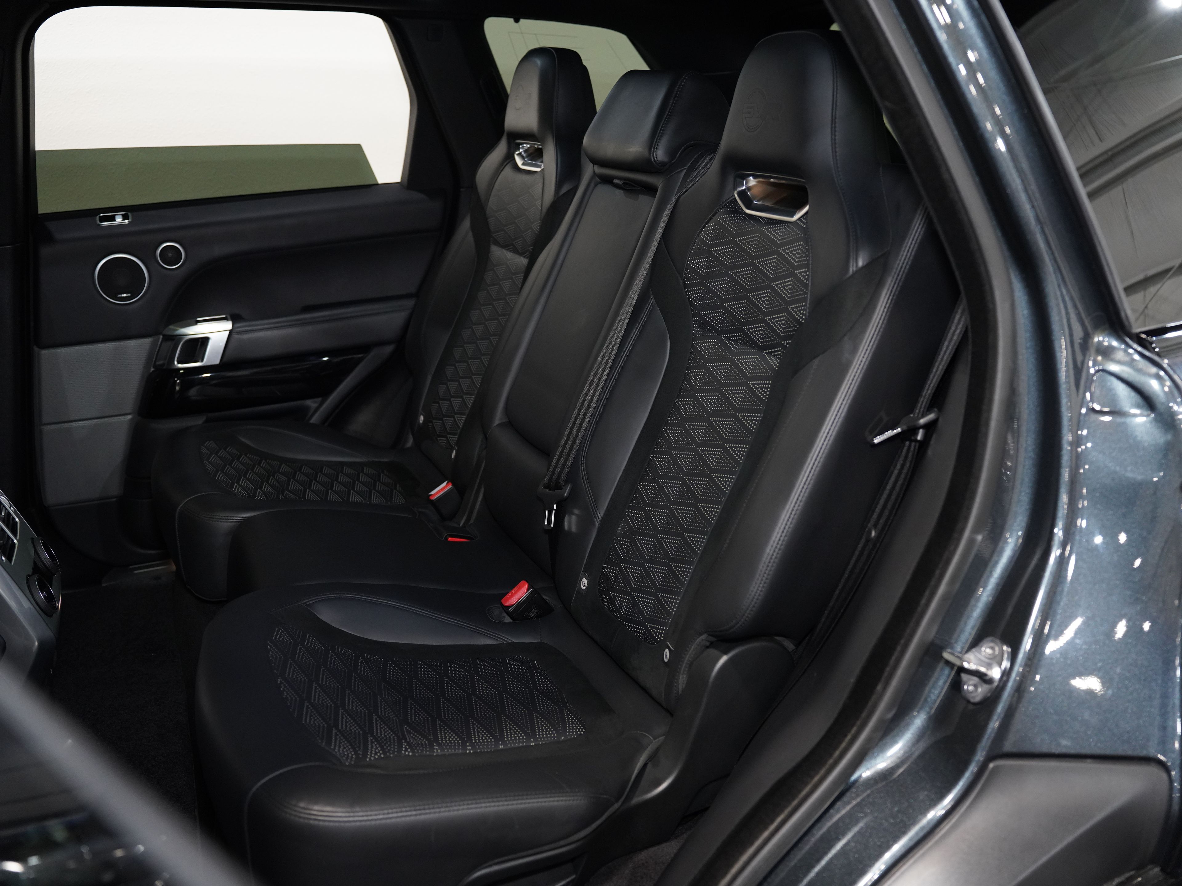 BOSPHORUS GREY, 2018 LAND ROVER RANGE ROVER SPORT Image 37