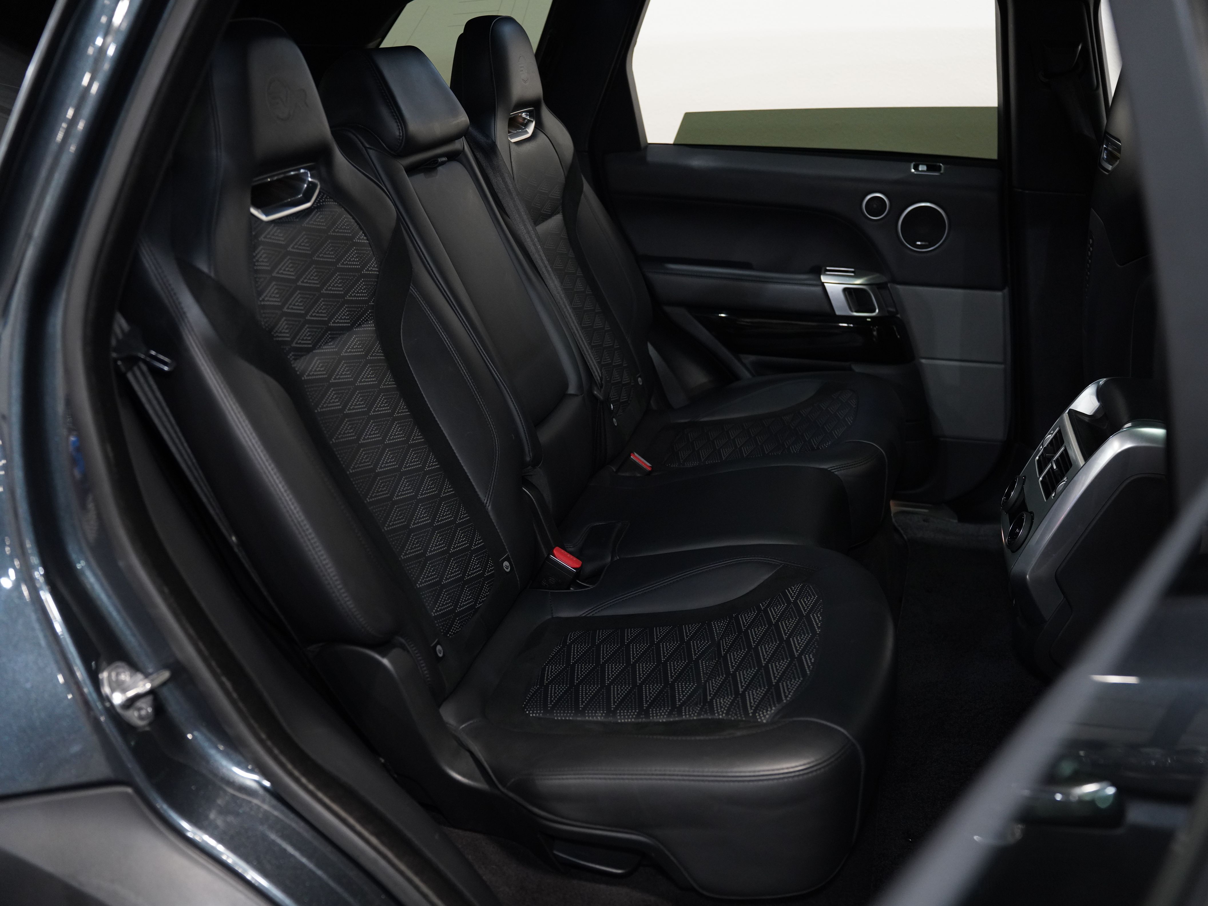 BOSPHORUS GREY, 2018 LAND ROVER RANGE ROVER SPORT Image 39