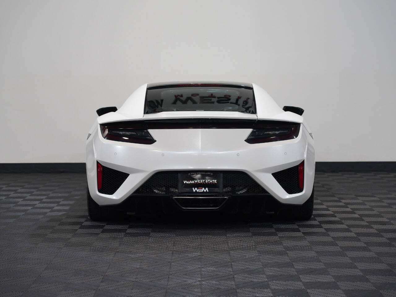 SOURCE SILVER METALLIC, 2017 ACURA NSX Image 7