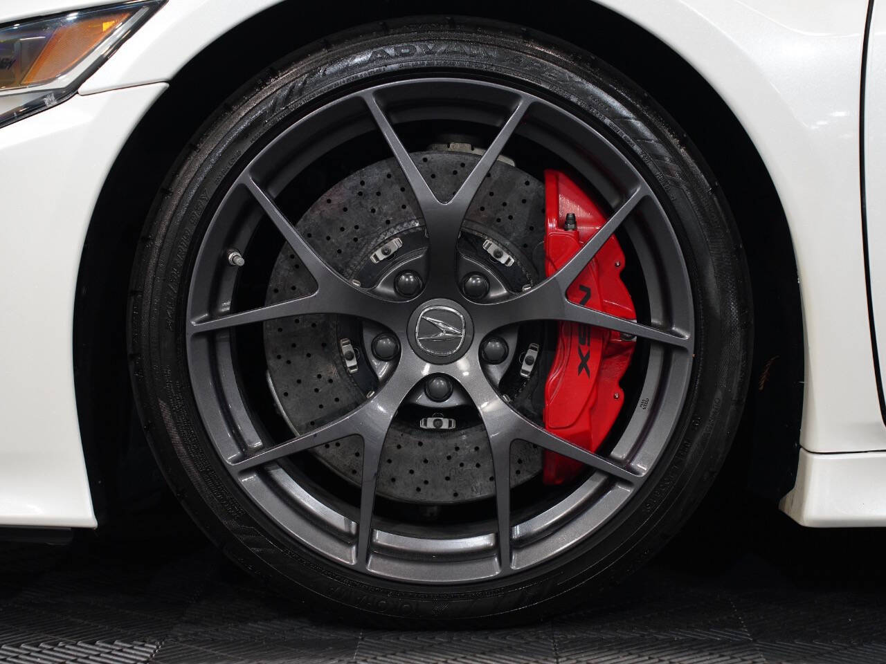 SOURCE SILVER METALLIC, 2017 ACURA NSX Image 52