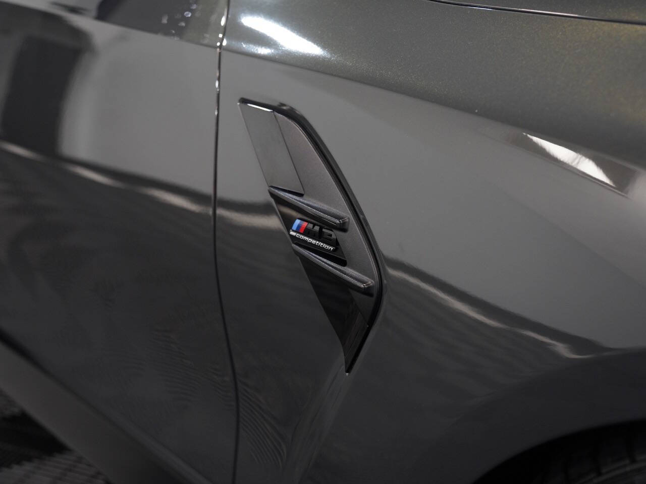 INDIVIDUAL DRAVIT GREY METALLIC, 2022 BMW M3 Image 14