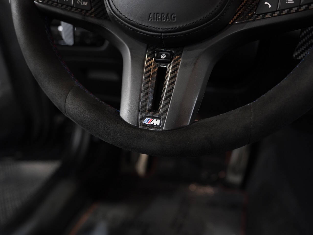 INDIVIDUAL DRAVIT GREY METALLIC, 2022 BMW M3 Image 46