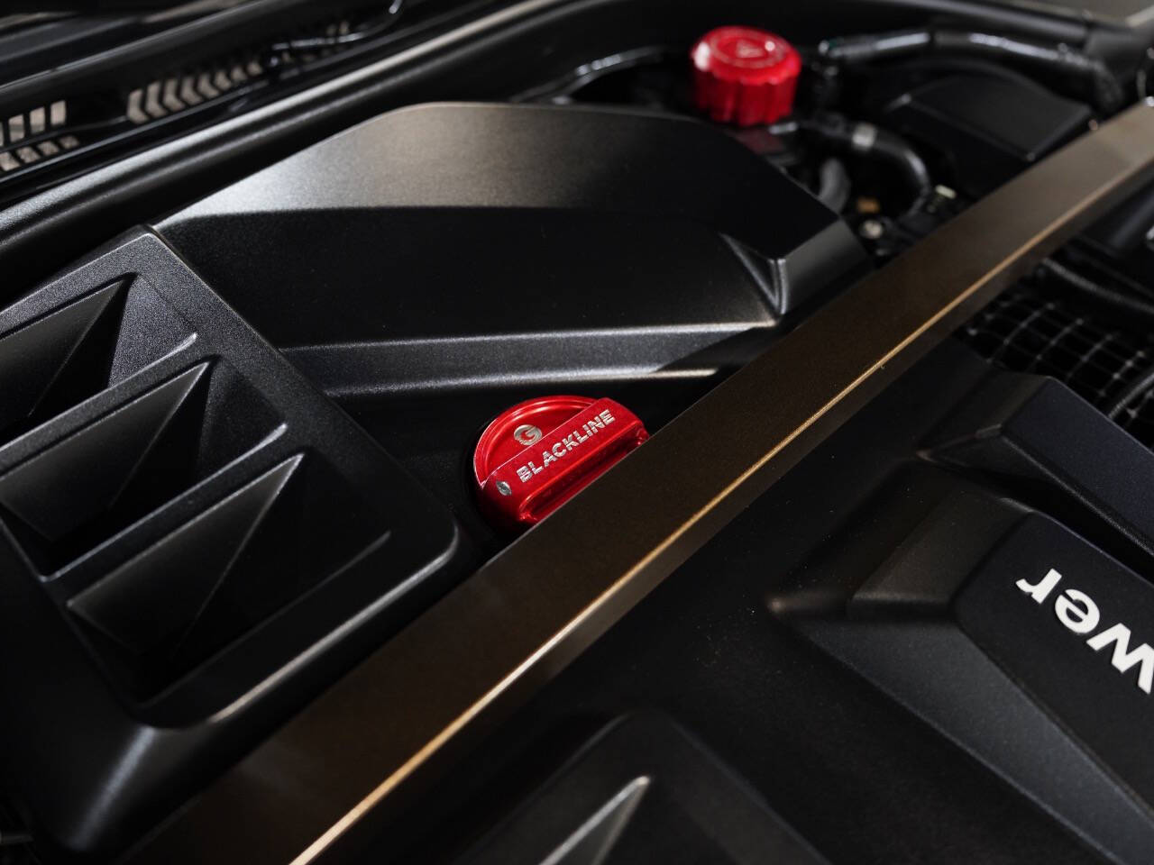 INDIVIDUAL DRAVIT GREY METALLIC, 2022 BMW M3 Image 57