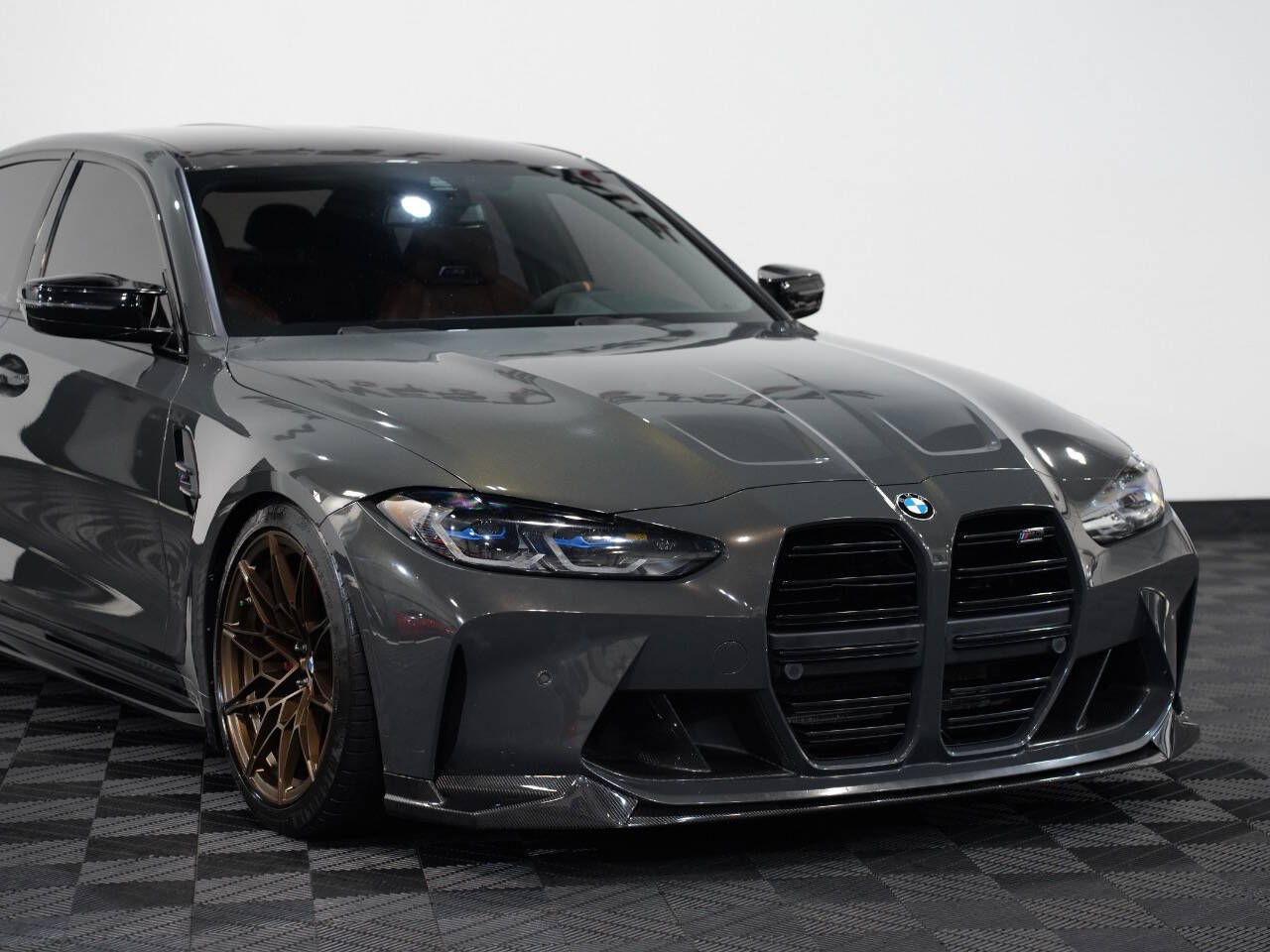 INDIVIDUAL DRAVIT GREY METALLIC, 2022 BMW M3 Image 9