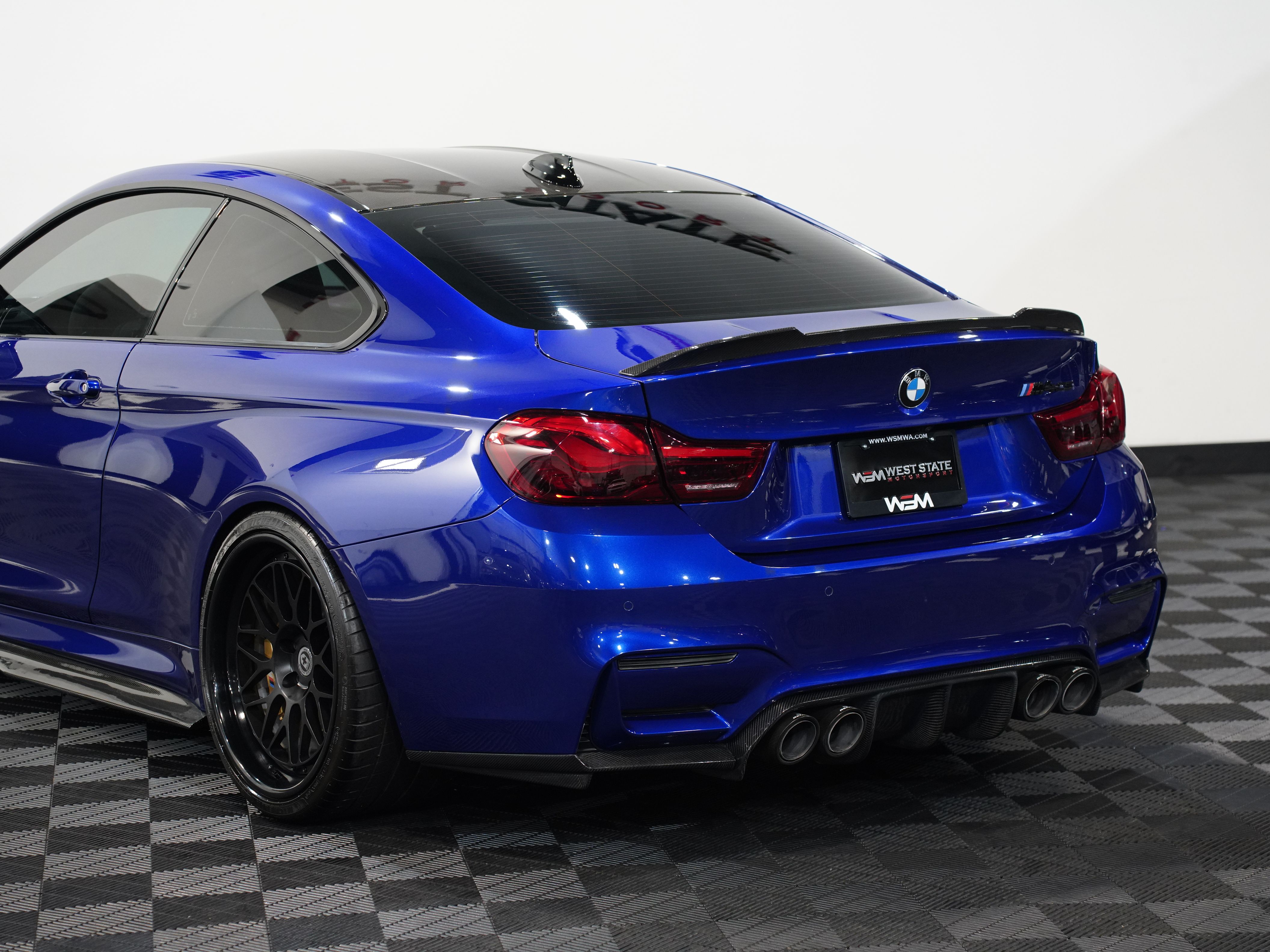 2019 BMW M4 Image 19