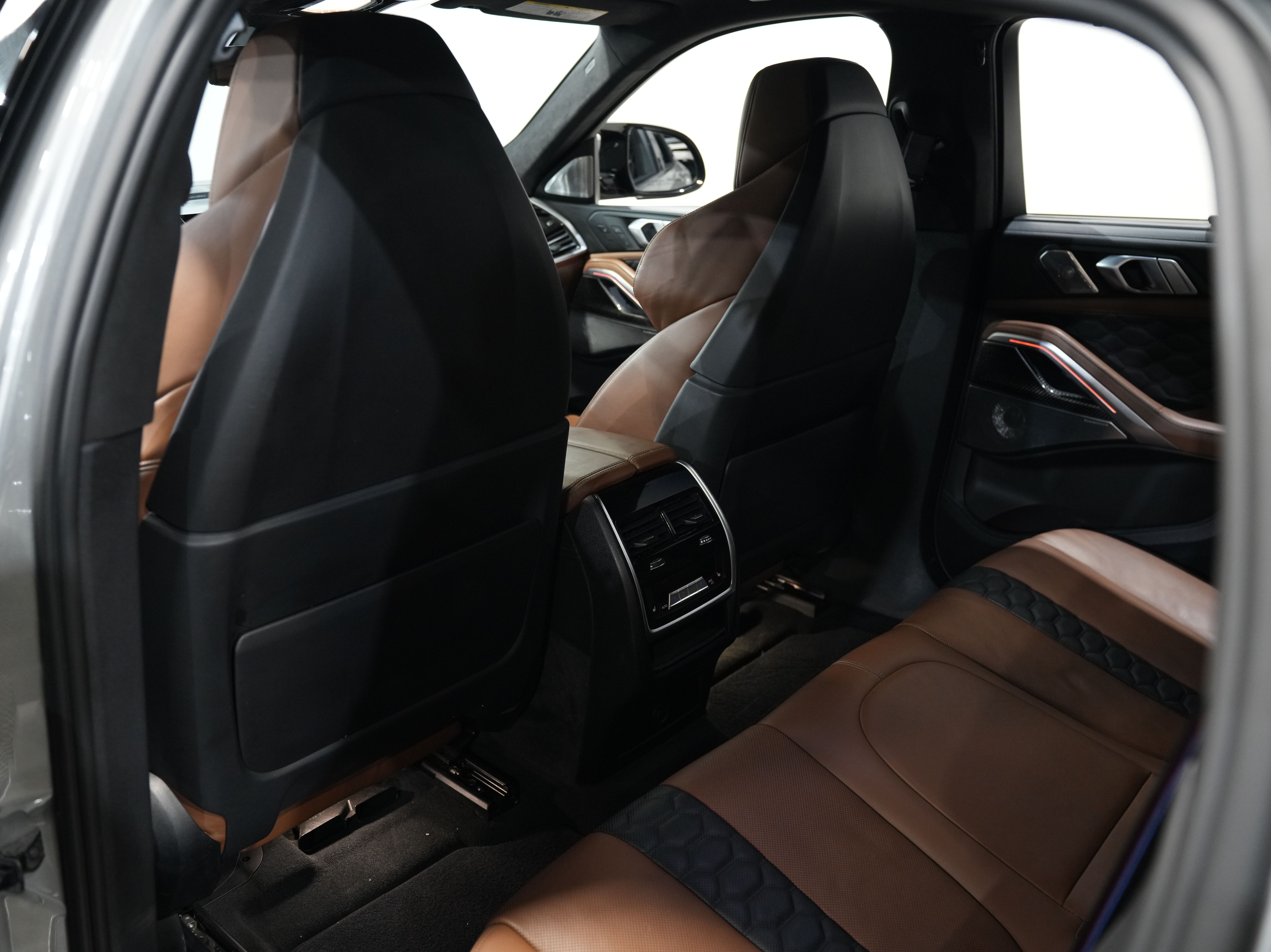 GRAY, 2020 BMW X6 M Image 41