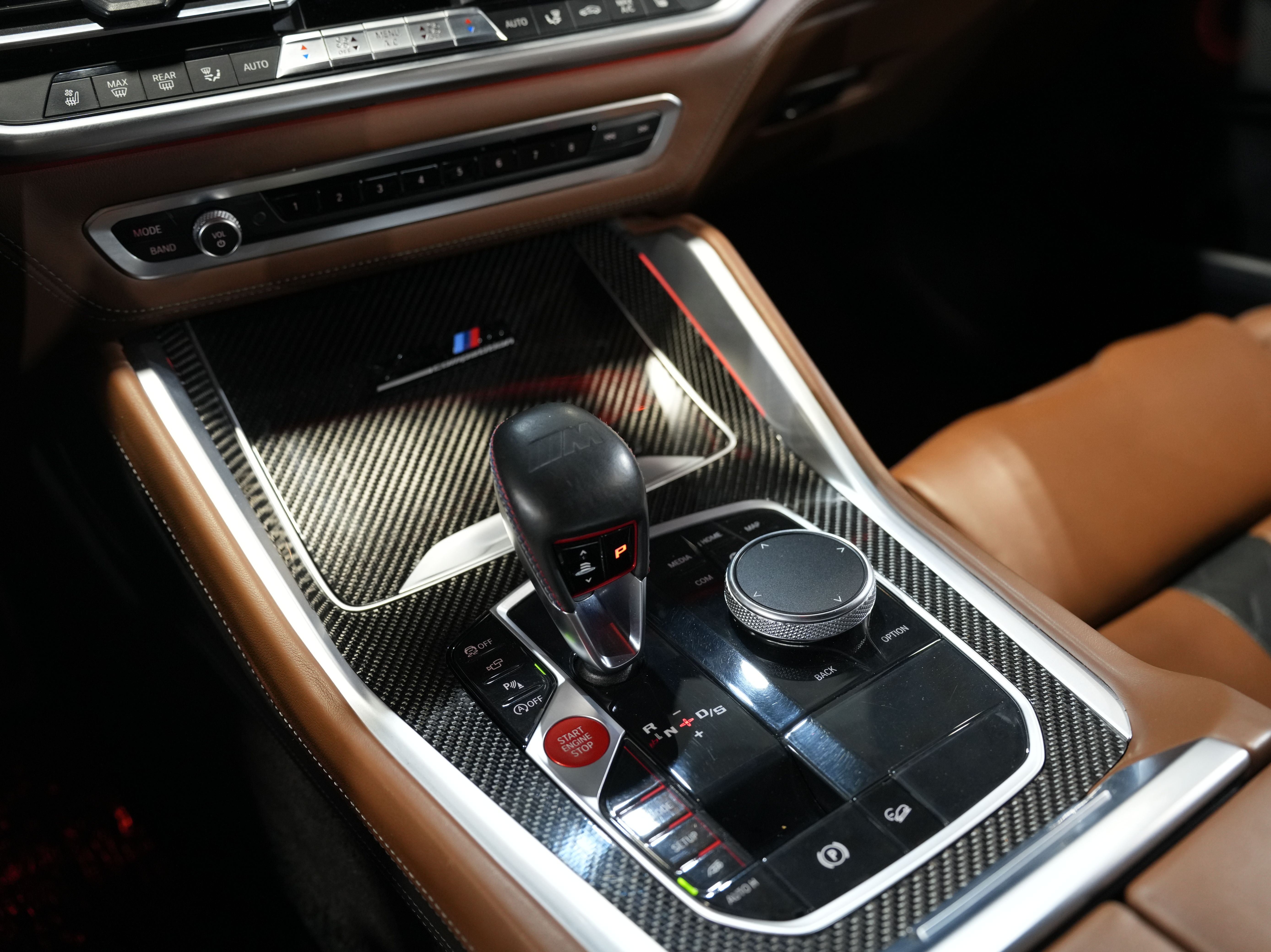 GRAY, 2020 BMW X6 M Image 52