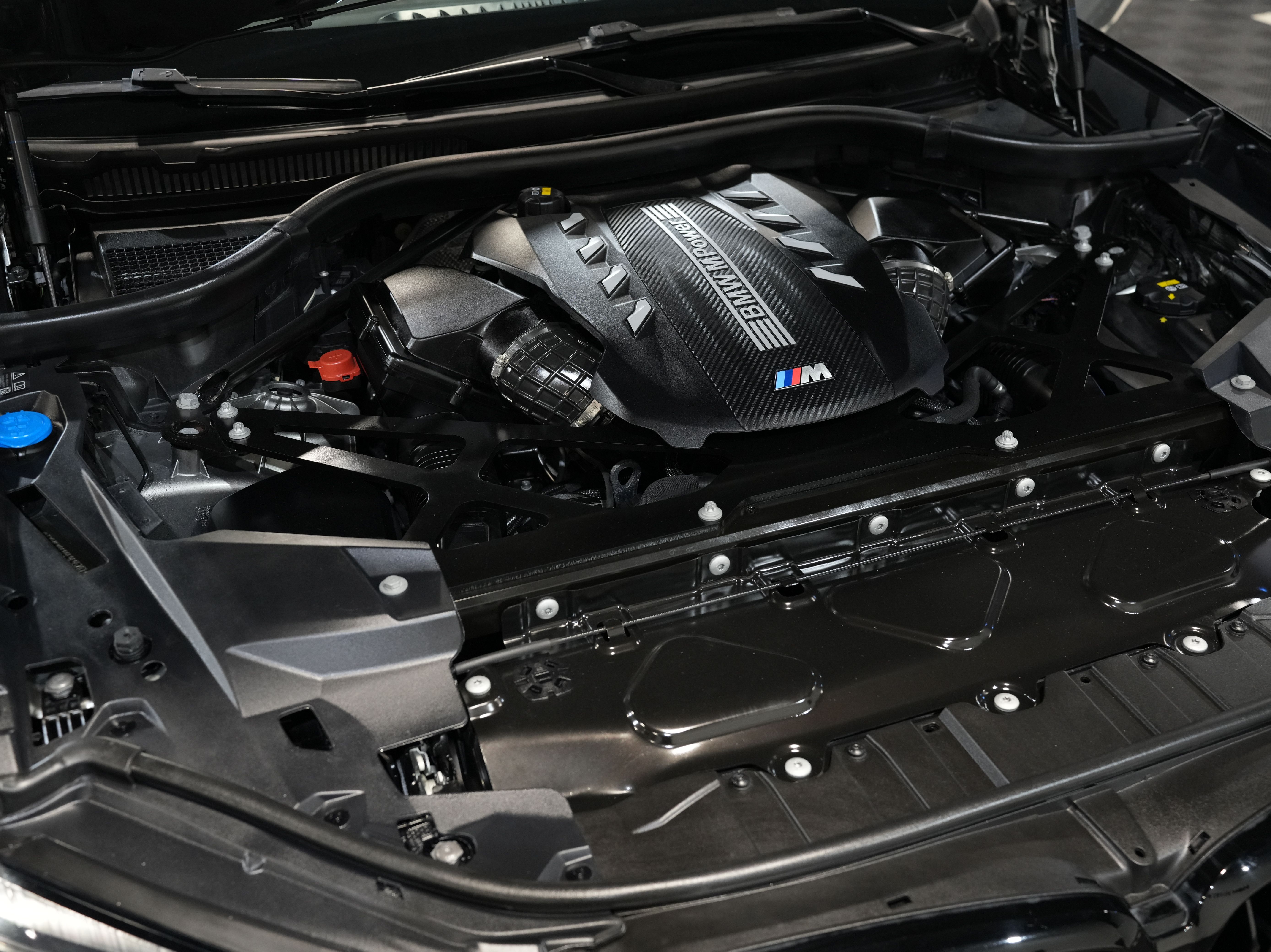 GRAY, 2020 BMW X6 M Image 54